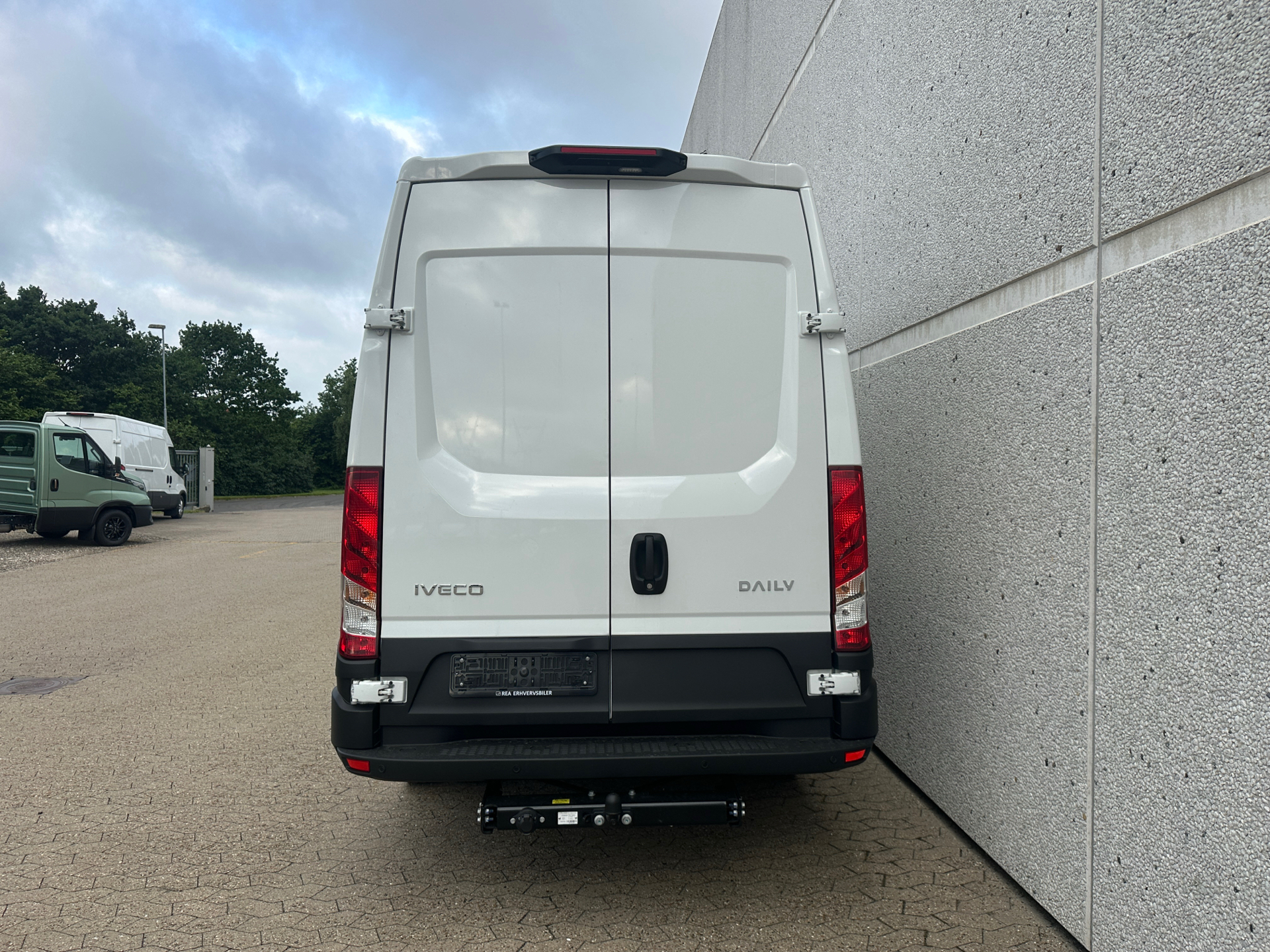 Billede af Iveco Daily 35C18 12m3 3,0 D Hi-Matic 180HK Van 8g Aut.