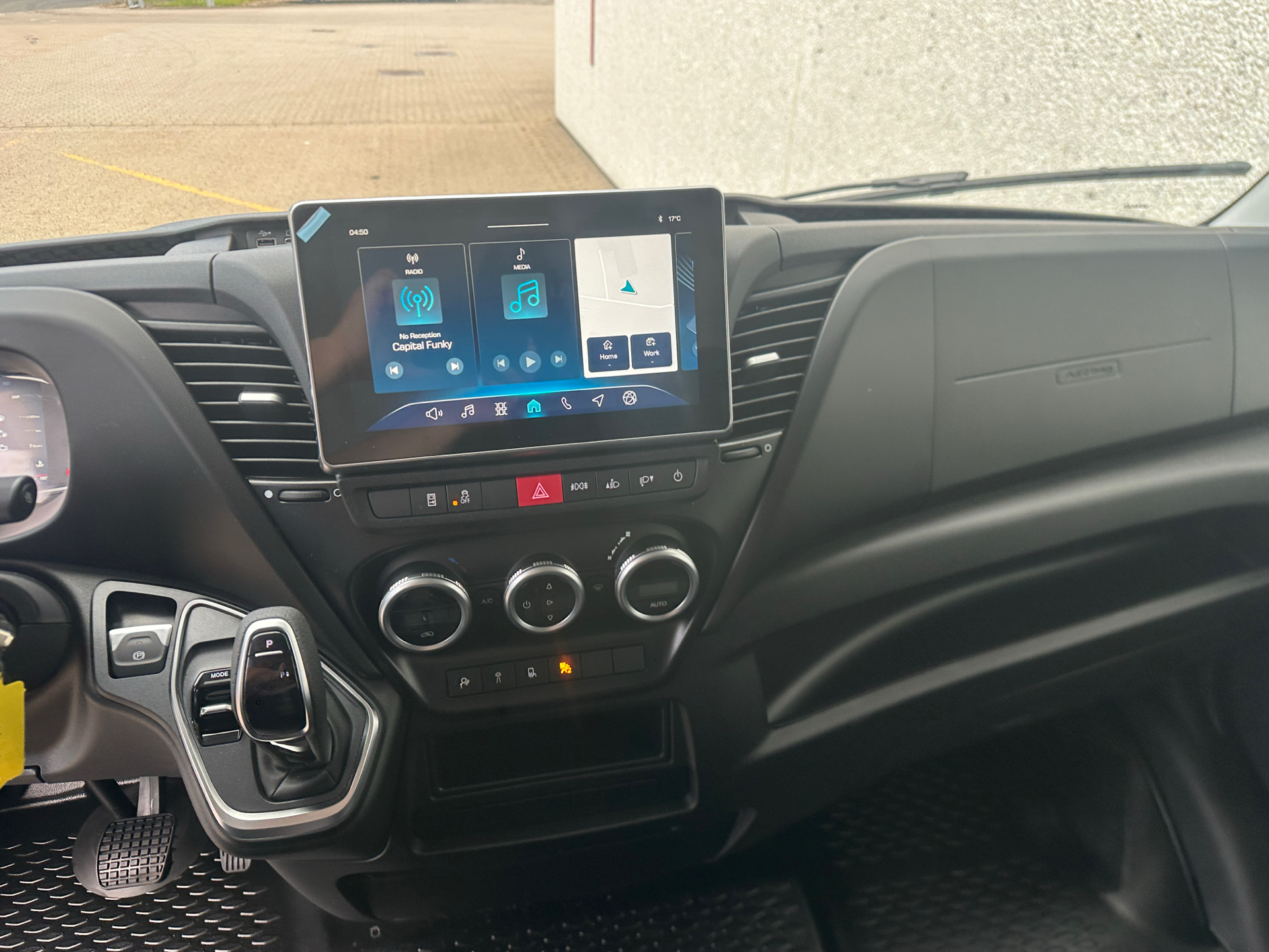 Billede af Iveco Daily 35C18 12m3 3,0 D Hi-Matic 180HK Van 8g Aut.