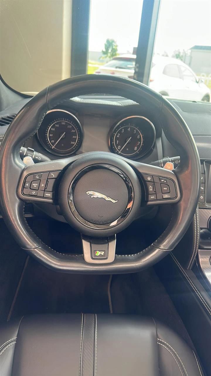 Billede af Jaguar F-type 5,0 S/C V8 R AWD 550HK Cabr. 8g Aut.
