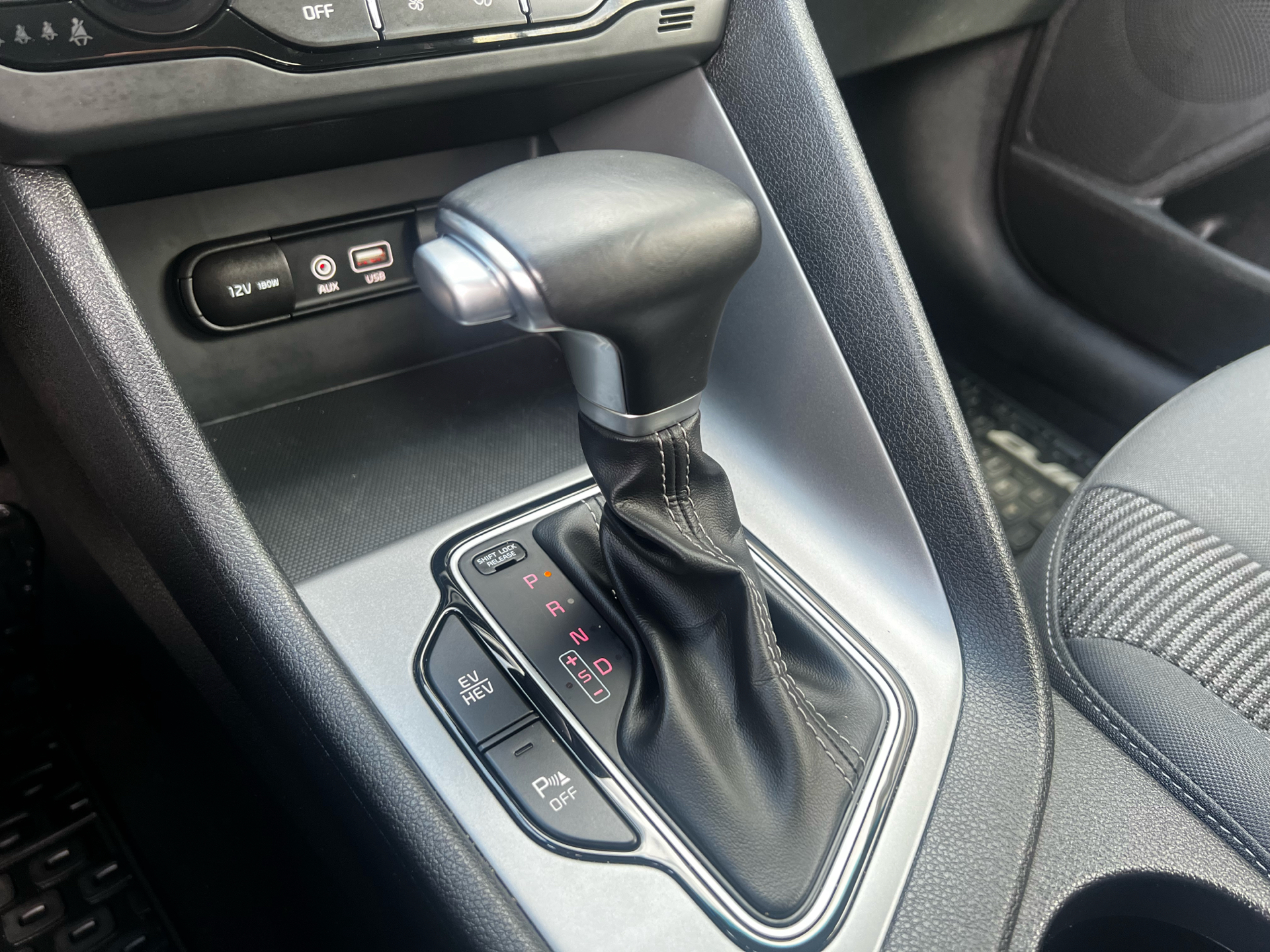 Billede af Kia Niro 1,6 GDI PHEV  Plugin-hybrid Comfort DCT 141HK 5d 6g Aut.