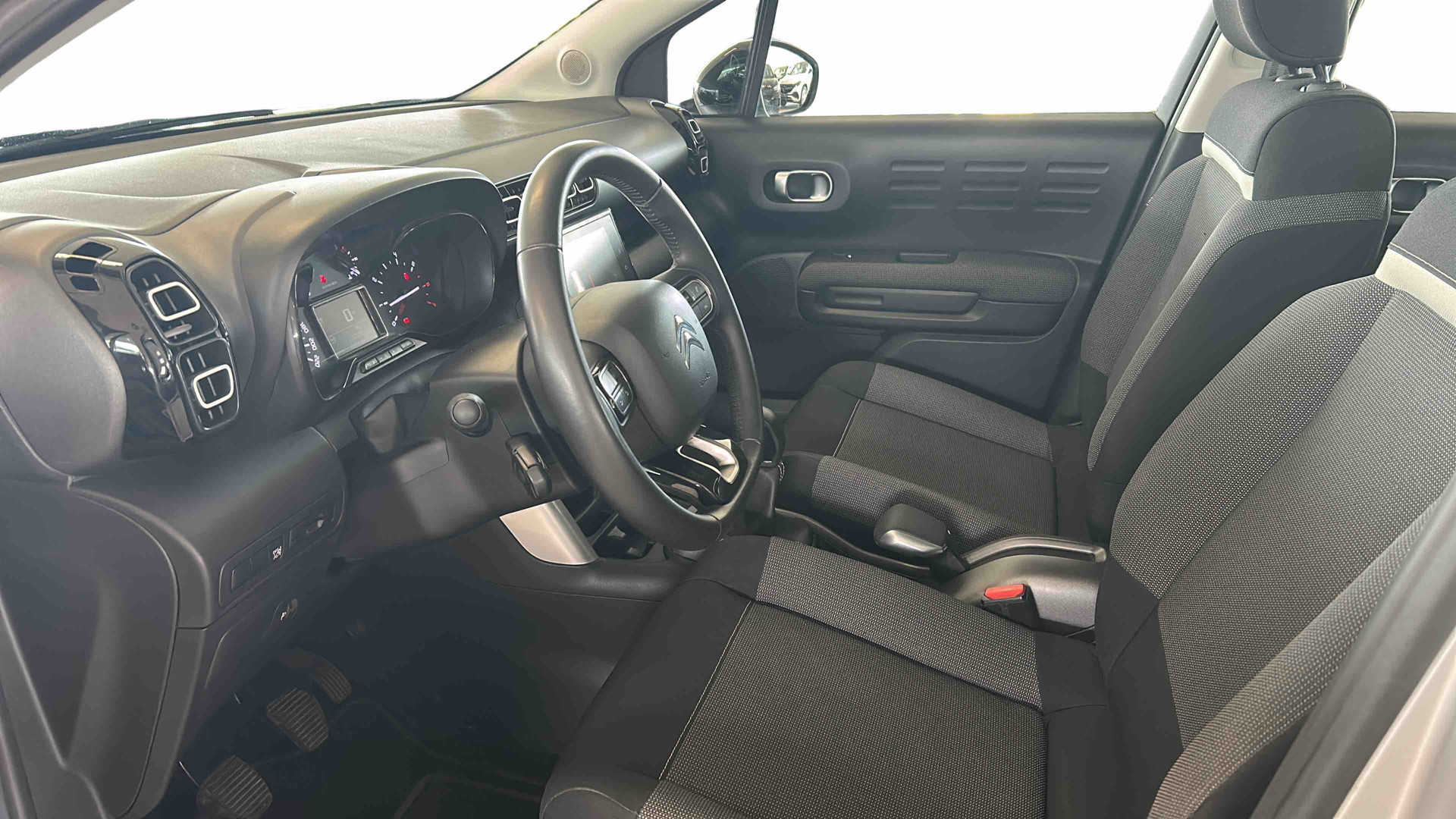 Billede af Citroën C3 Aircross 1,6 Blue HDi Iconic start/stop 100HK 5d
