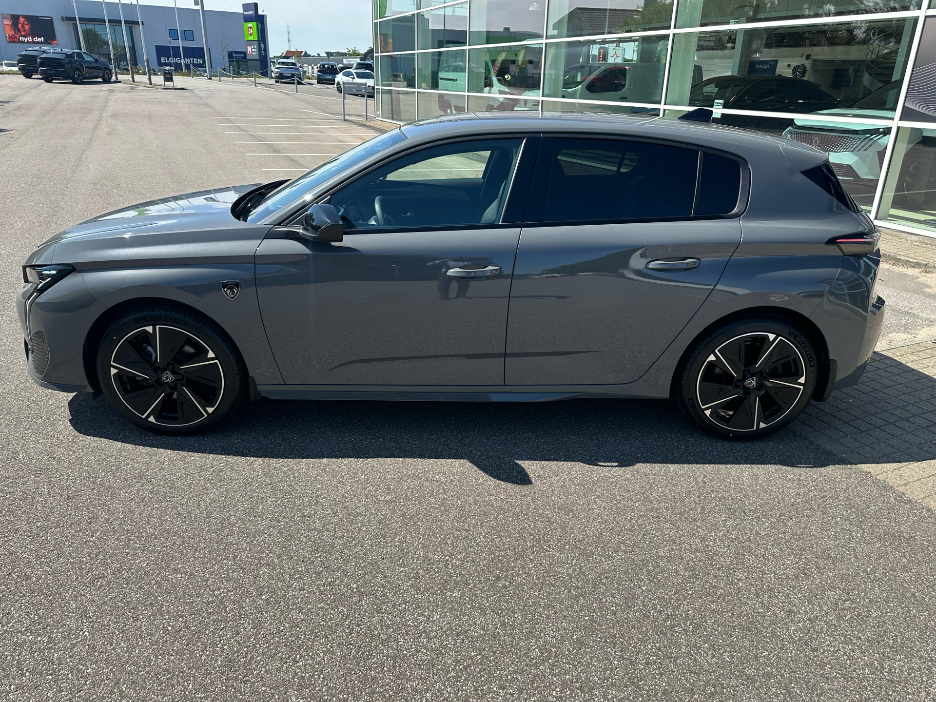 Billede af Peugeot e-308 EL First Edition 156HK 5d Aut.