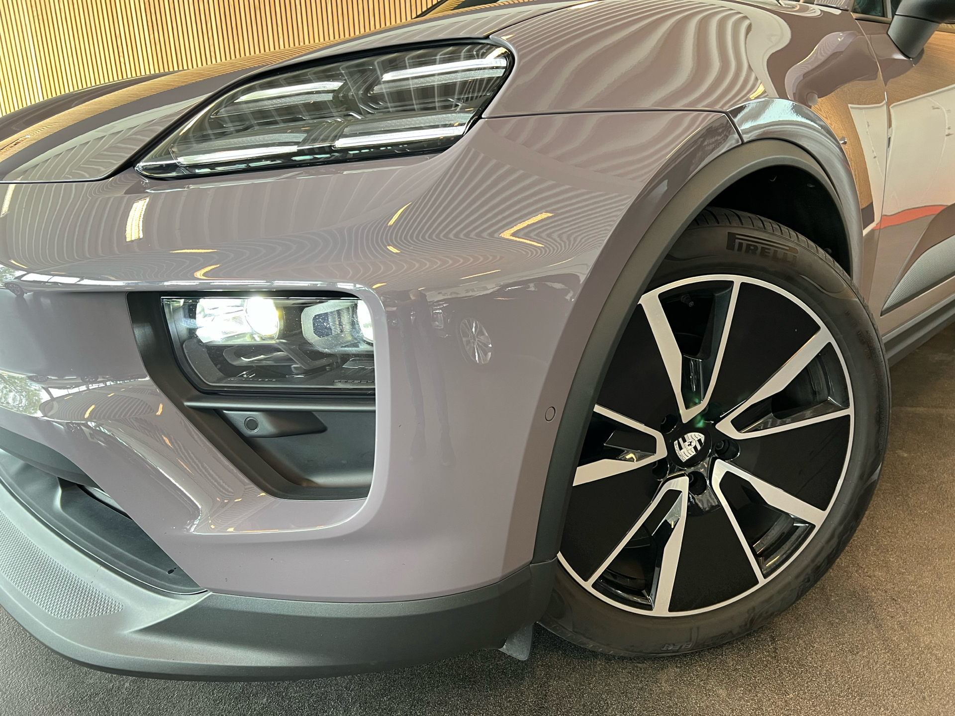 Billede af Porsche Macan 4 EL 4WD 408HK 5d Aut.
