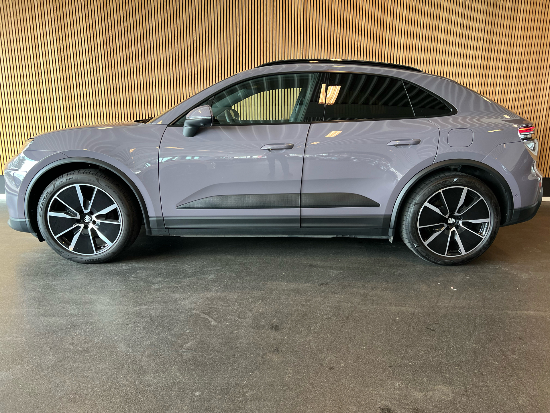 Billede af Porsche Macan 4 EL 4WD 408HK 5d Aut.