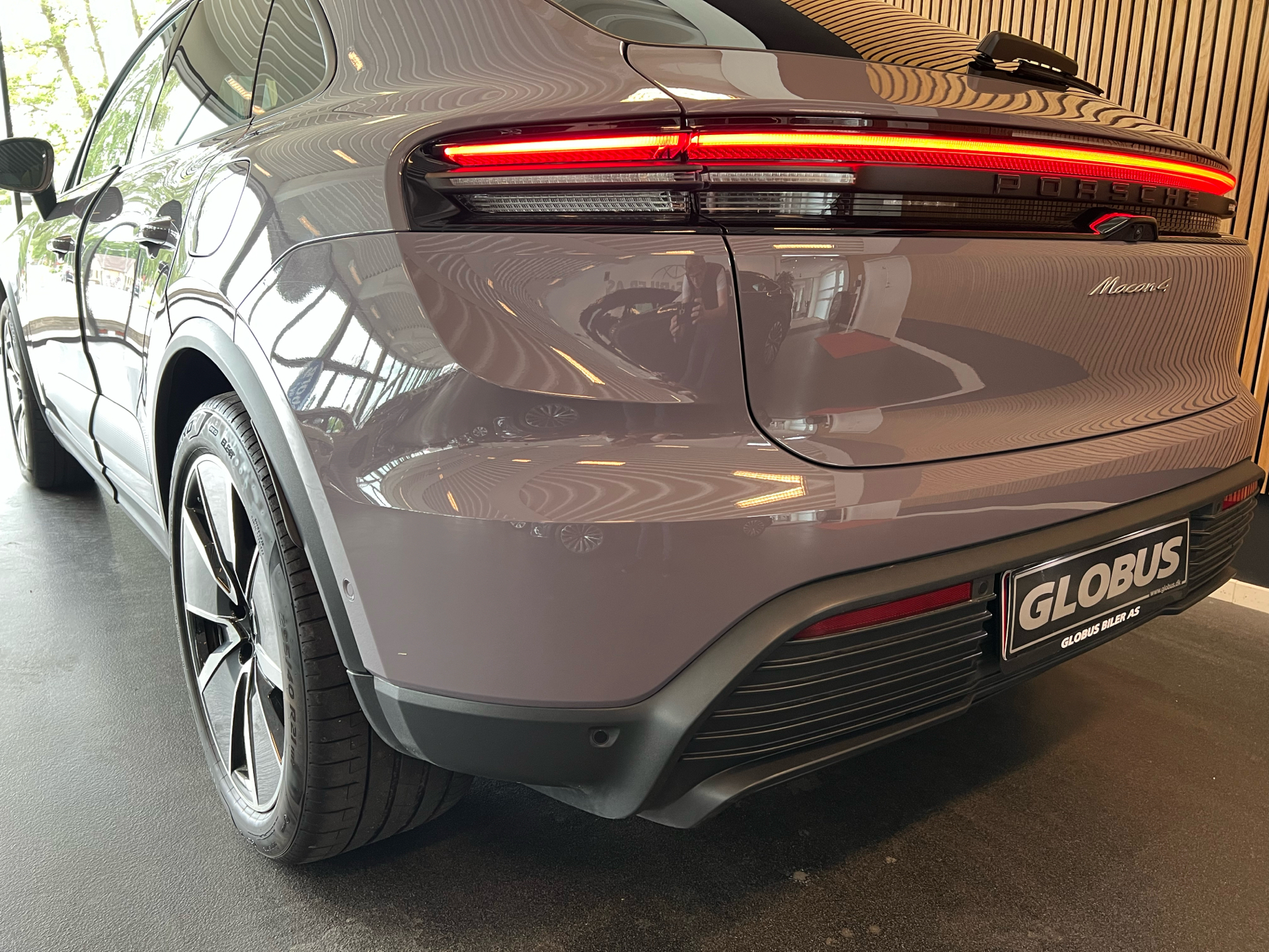 Billede af Porsche Macan 4 EL 4WD 408HK 5d Aut.