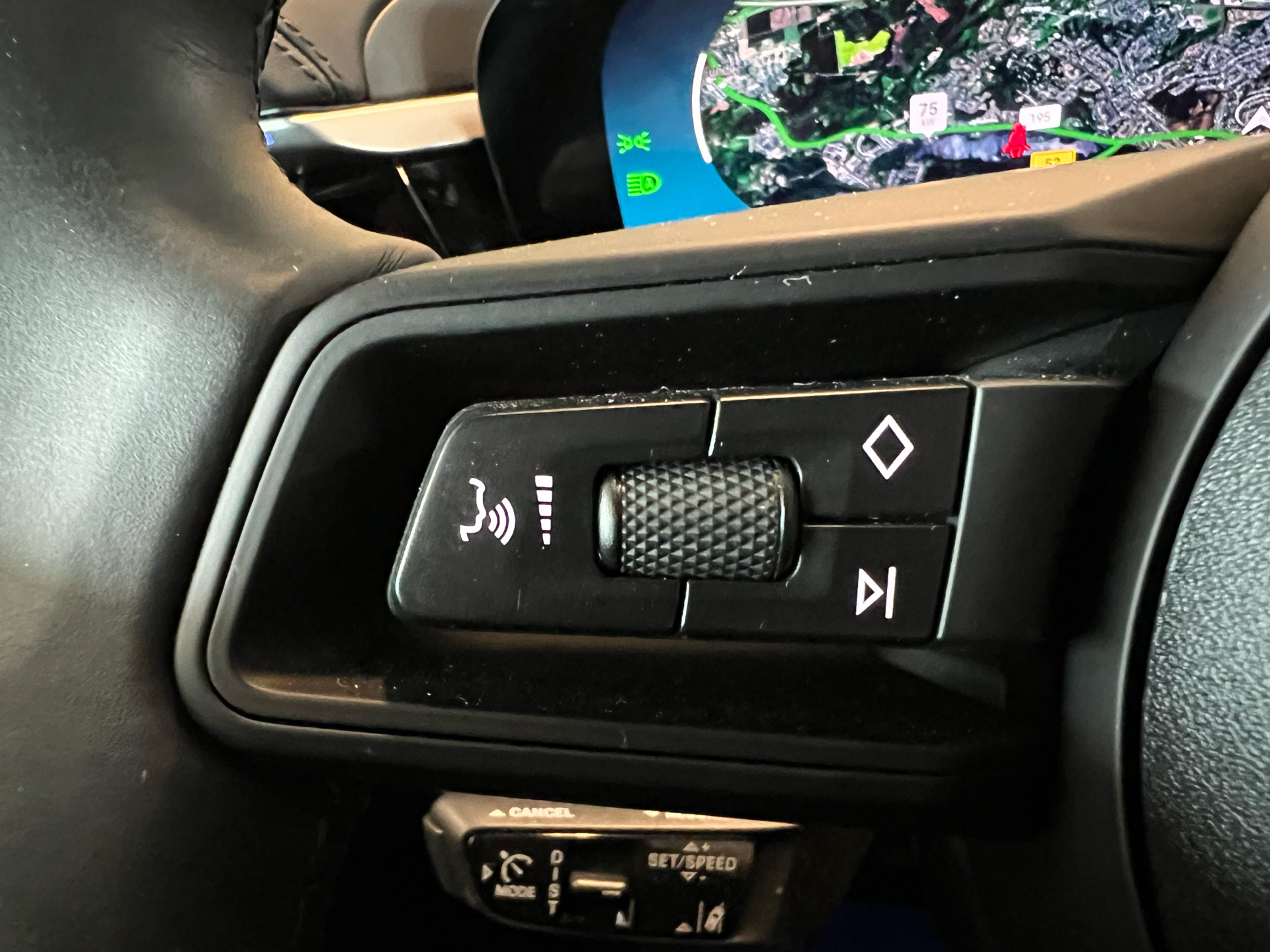 Billede af Porsche Macan 4 EL 4WD 408HK 5d Aut.