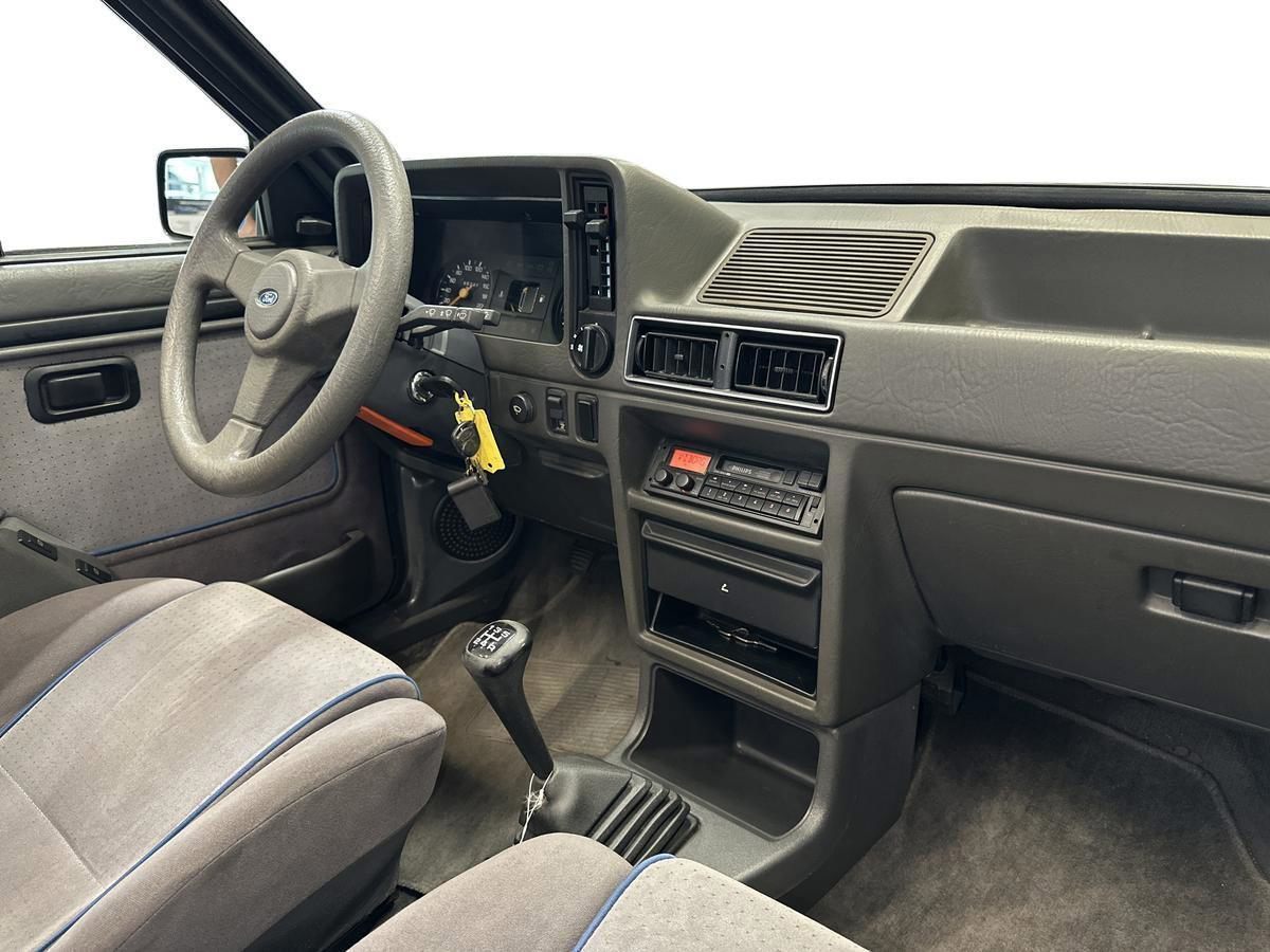 Billede af Ford Escort 1,6 i 105HK Cabr.