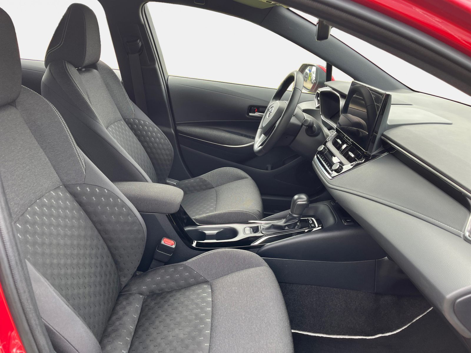 Billede af Toyota Corolla Touring Sports 1,8 Hybrid Active Comfort Pack E-CVT 140HK Stc Trinl. Gear