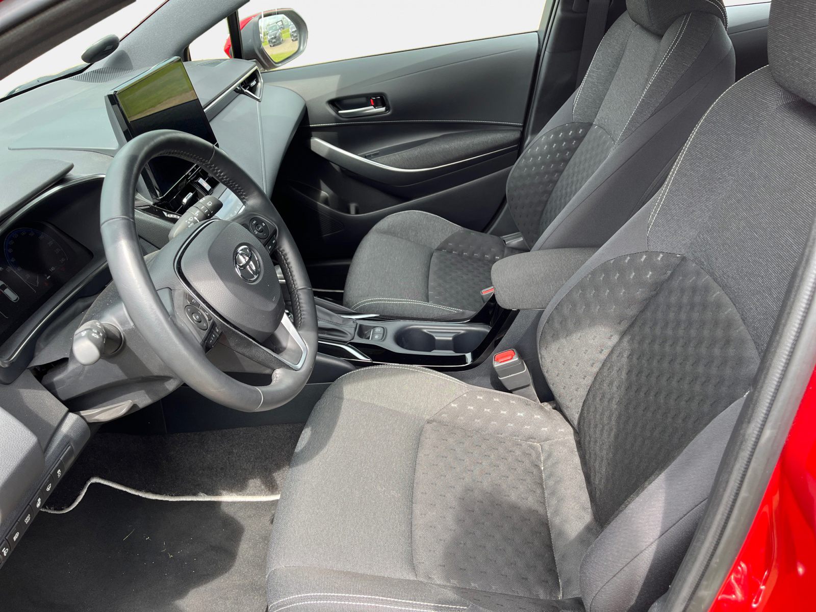 Billede af Toyota Corolla Touring Sports 1,8 Hybrid Active Comfort Pack E-CVT 140HK Stc Trinl. Gear