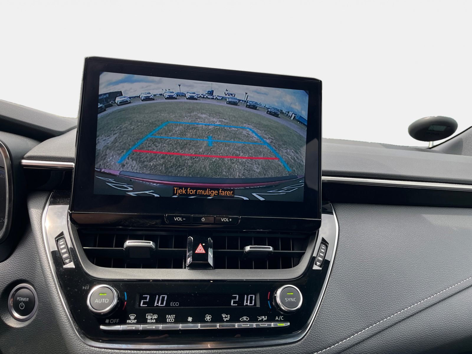 Billede af Toyota Corolla Touring Sports 1,8 Hybrid Active Comfort Pack E-CVT 140HK Stc Trinl. Gear