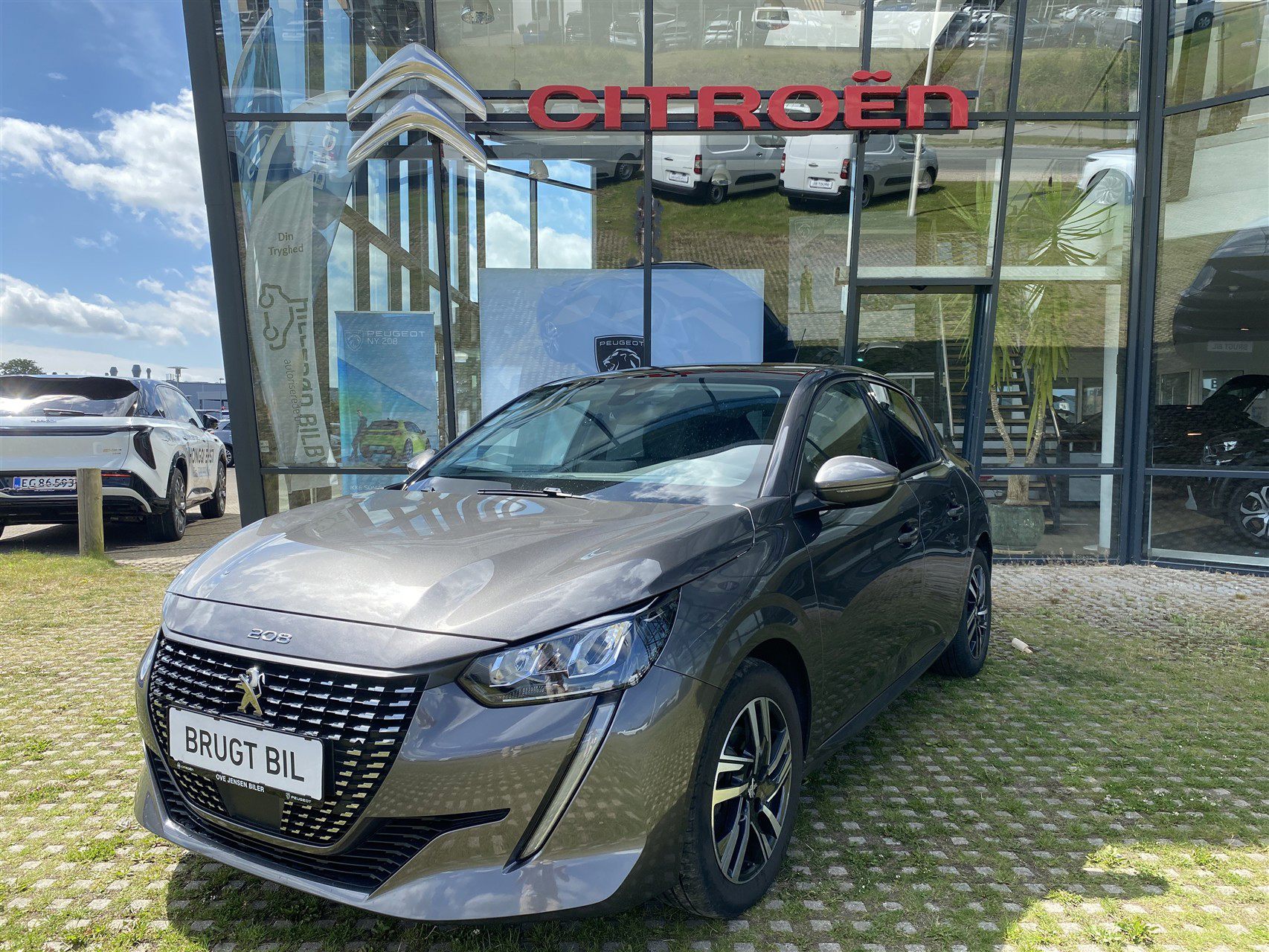 Billede af Peugeot 208 1,2 PureTech Allure Sky 100HK 5d 6g