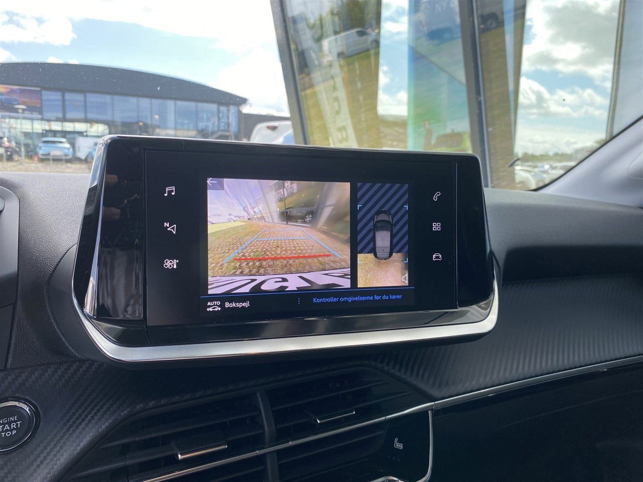 Billede af Peugeot 208 1,2 PureTech Allure Sky 100HK 5d 6g