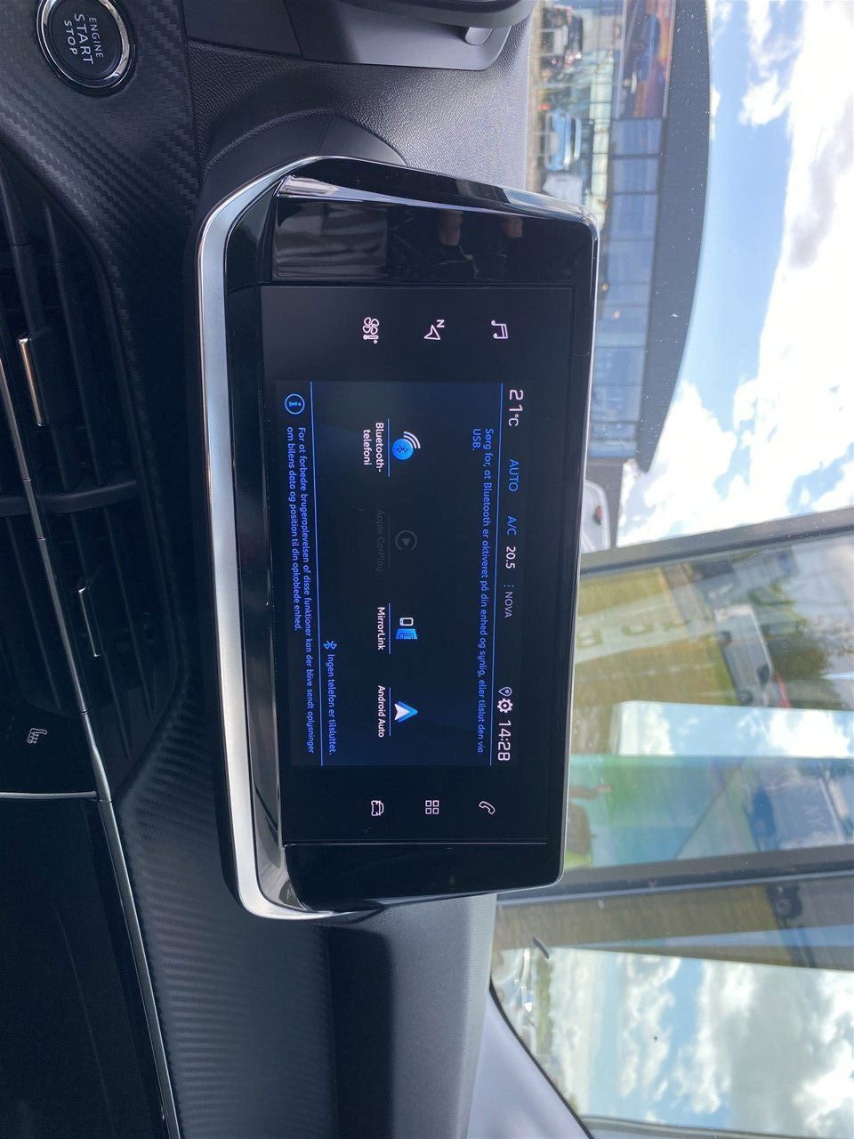 Billede af Peugeot 208 1,2 PureTech Allure Sky 100HK 5d 6g