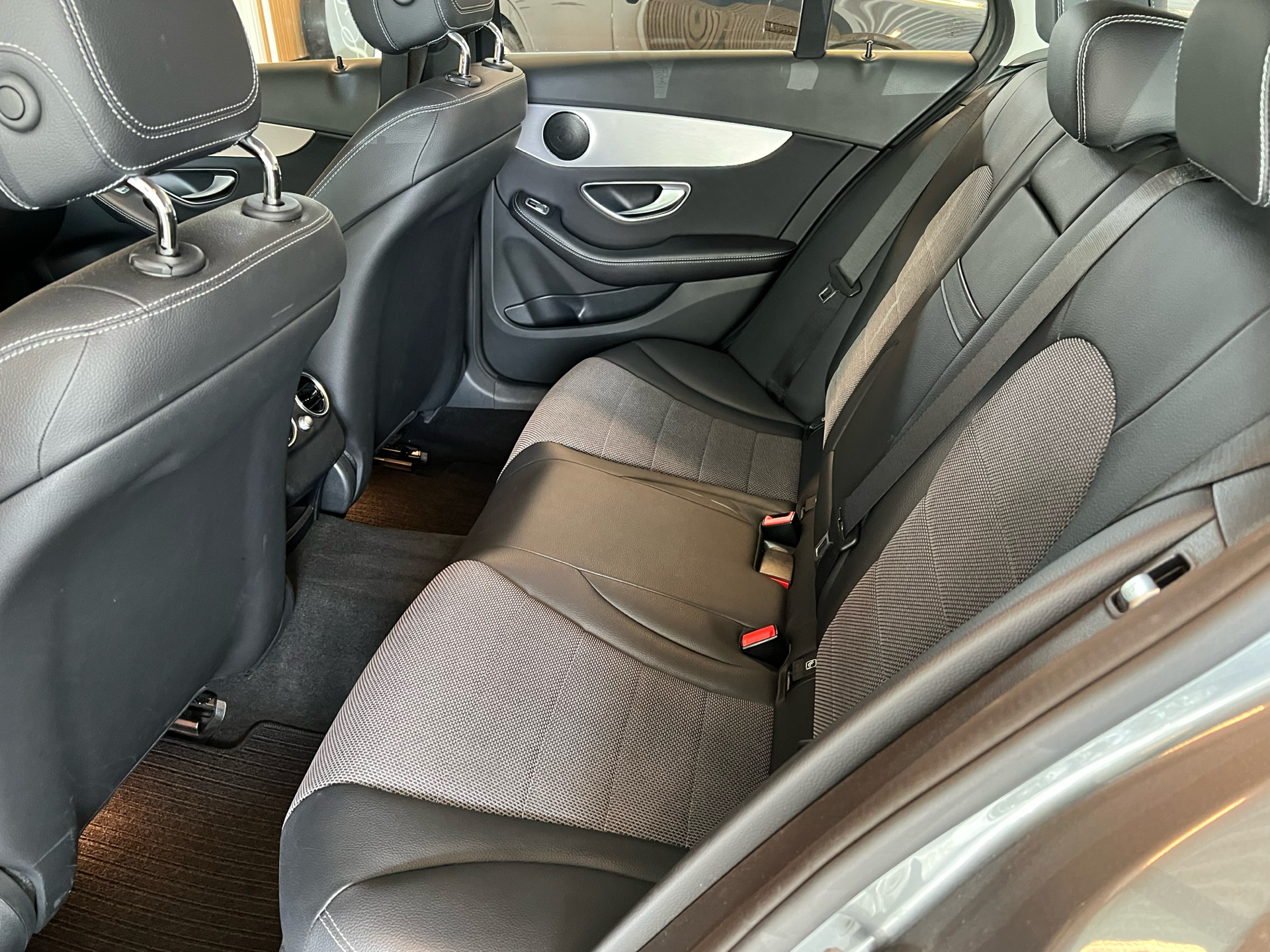 Billede af Mercedes-Benz C220 d T 2,1 Bluetec AMG Line 9G-Tronic 170HK Stc Aut.
