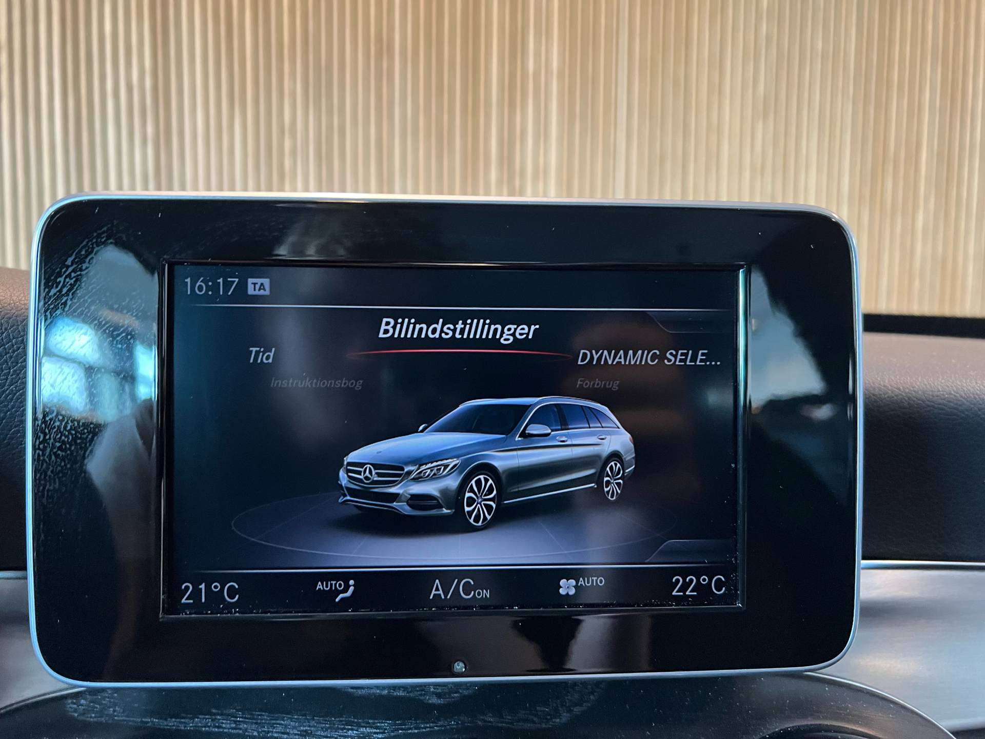 Billede af Mercedes-Benz C220 d T 2,1 Bluetec AMG Line 9G-Tronic 170HK Stc Aut.