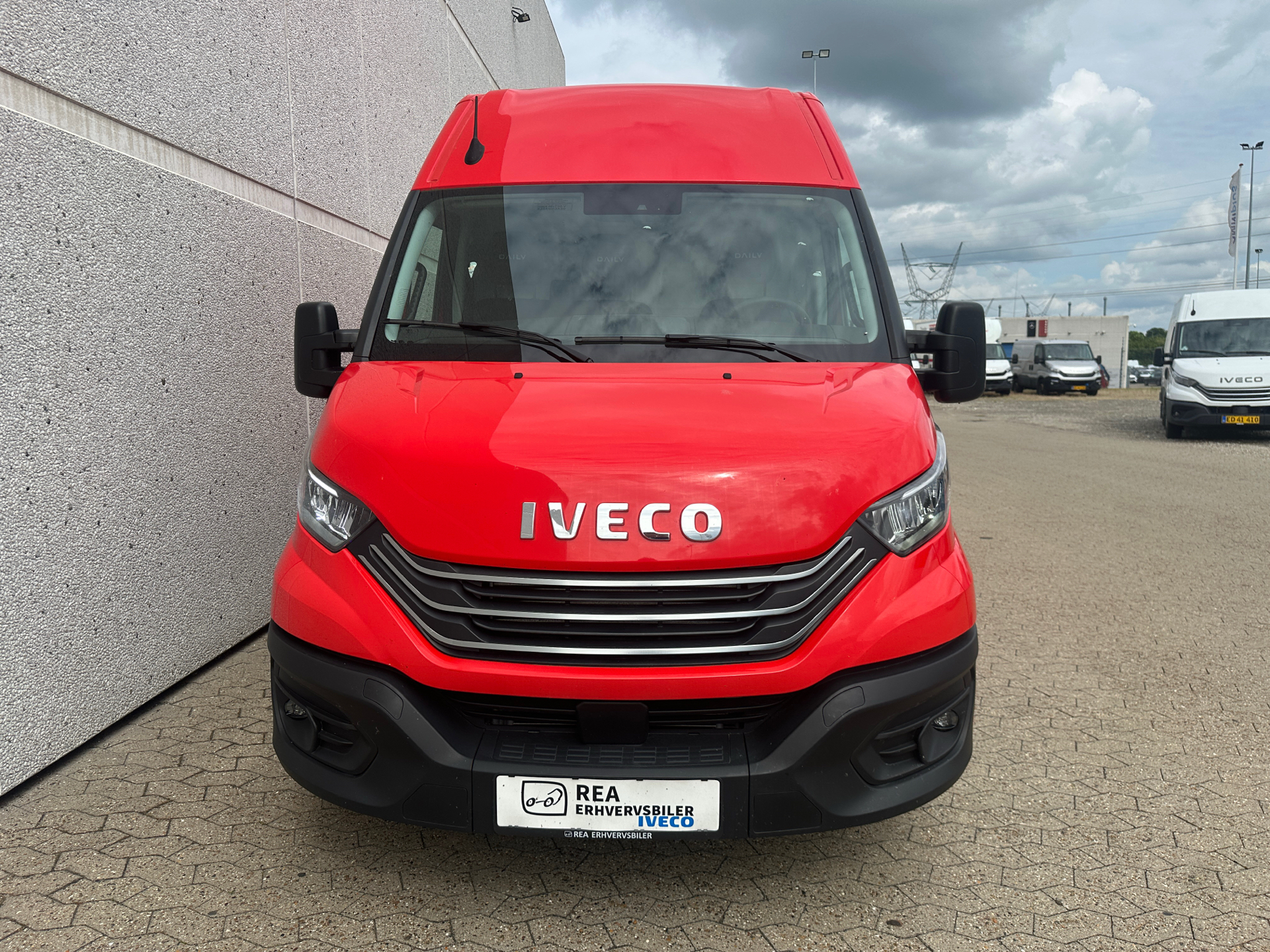 Billede af Iveco Daily 35S18 12m3 3,0 D 180HK Van 8g Aut.