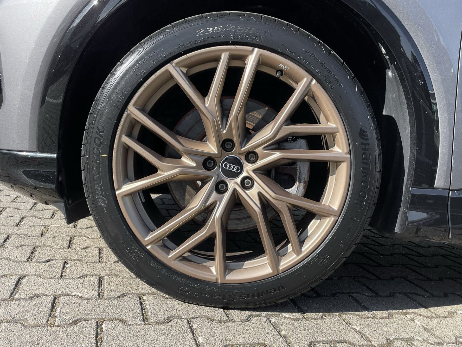 Billede af Audi Q4 Sportback 40 E-tron Edition One 204HK 5d Aut. 