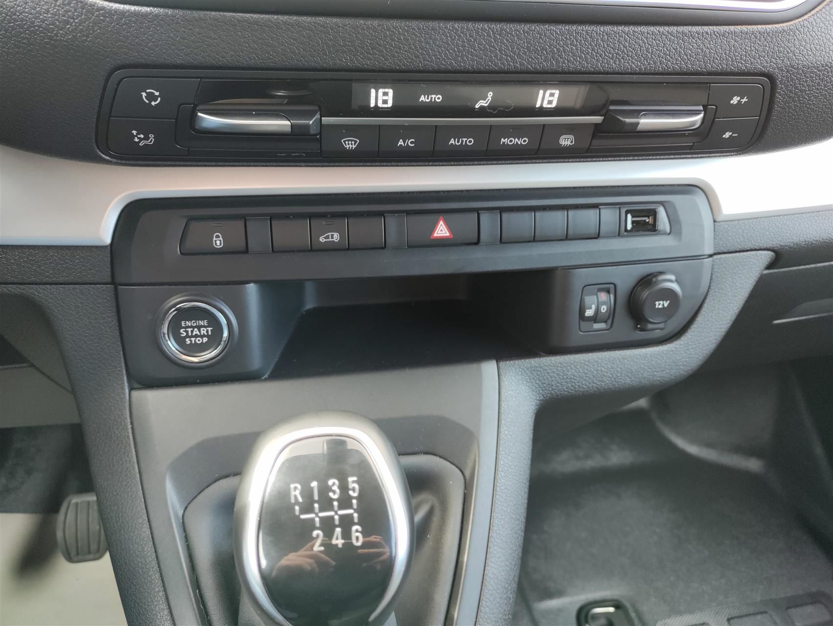 Billede af Peugeot Expert L2 2,0 BlueHDi Premium 144HK Van 6g