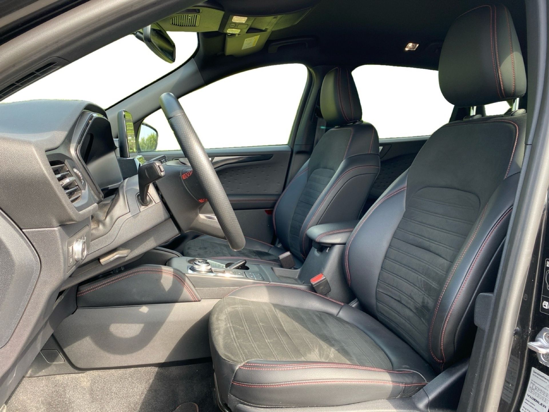 Billede af Ford Kuga 2,5 Plugin-hybrid ST-Line X CVT 225HK 5d Trinl. Gear
