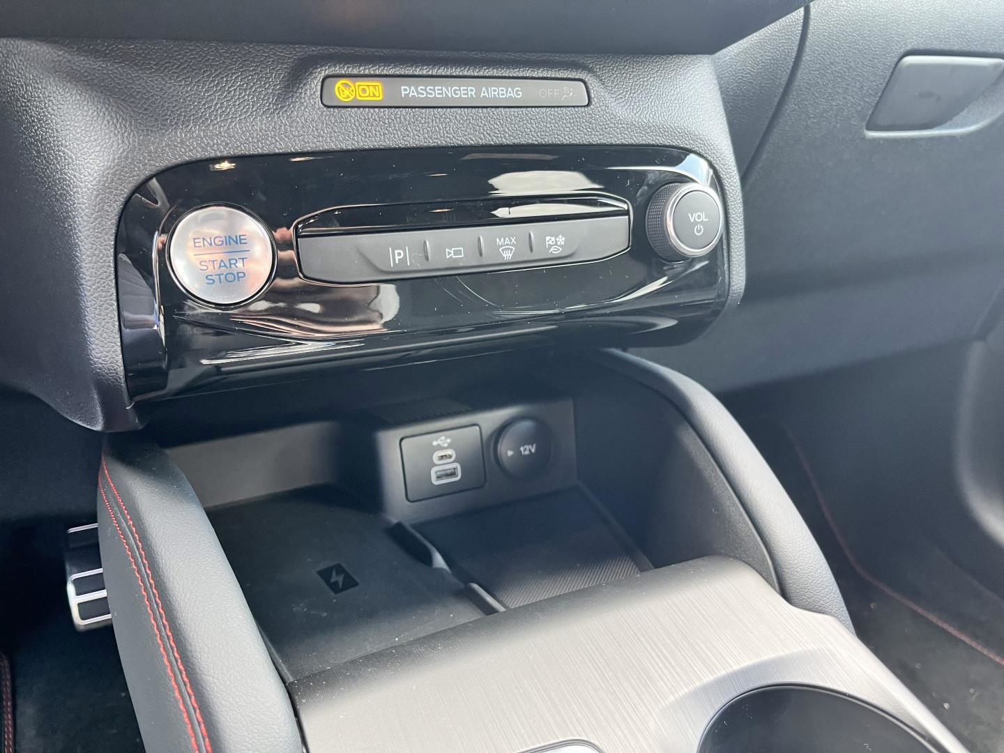 Billede af Ford Kuga 2,5 Plugin-hybrid ST-Line X CVT 243HK 5d Aut.