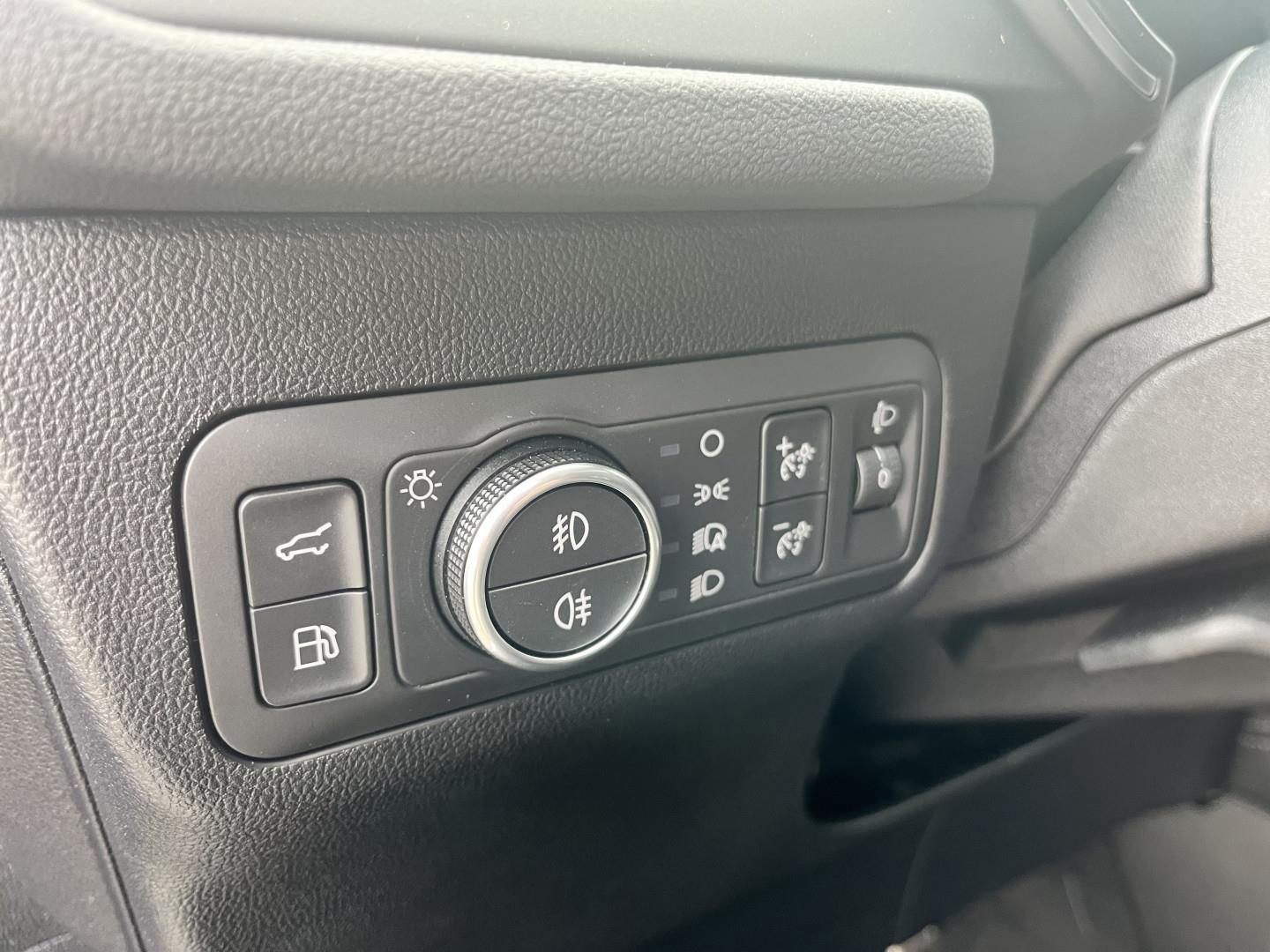 Billede af Ford Kuga 2,5 Plugin-hybrid Active X CVT 243HK 5d Aut.
