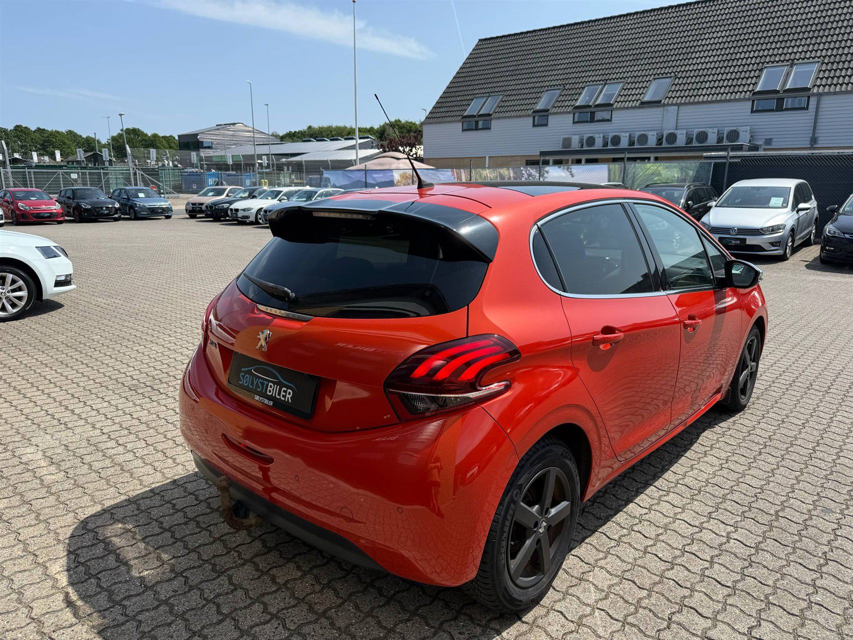 Billede af Peugeot 208 1,6 BlueHDi Desire Sky 100HK 5d