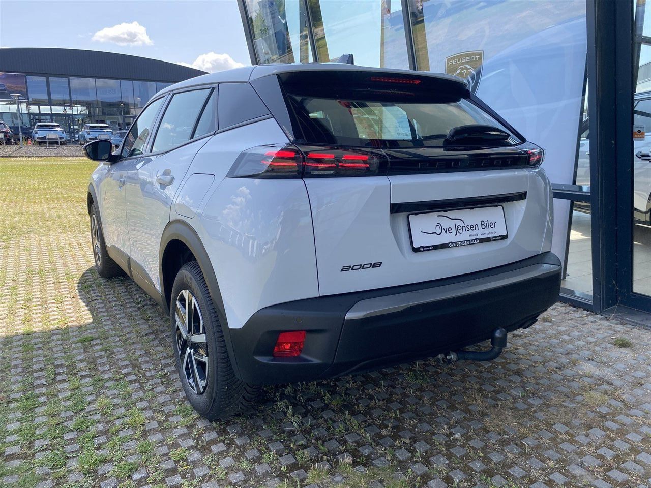 Billede af Peugeot 2008 1,2 PureTech Active+ 100HK 5d 6g