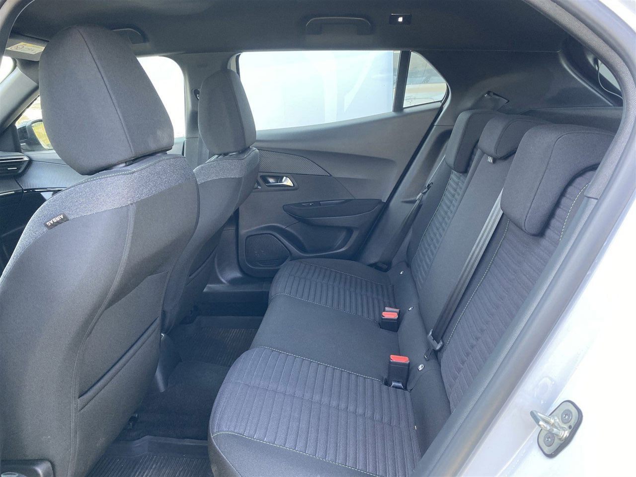 Billede af Peugeot 2008 1,2 PureTech Active+ 100HK 5d 6g
