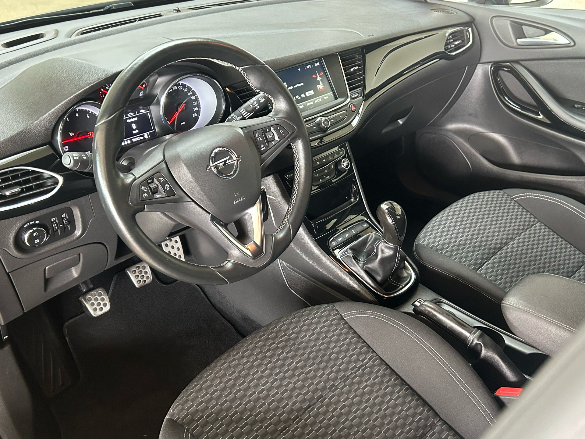 Billede af Opel Astra 1,4 Turbo Dynamic 150HK 5d