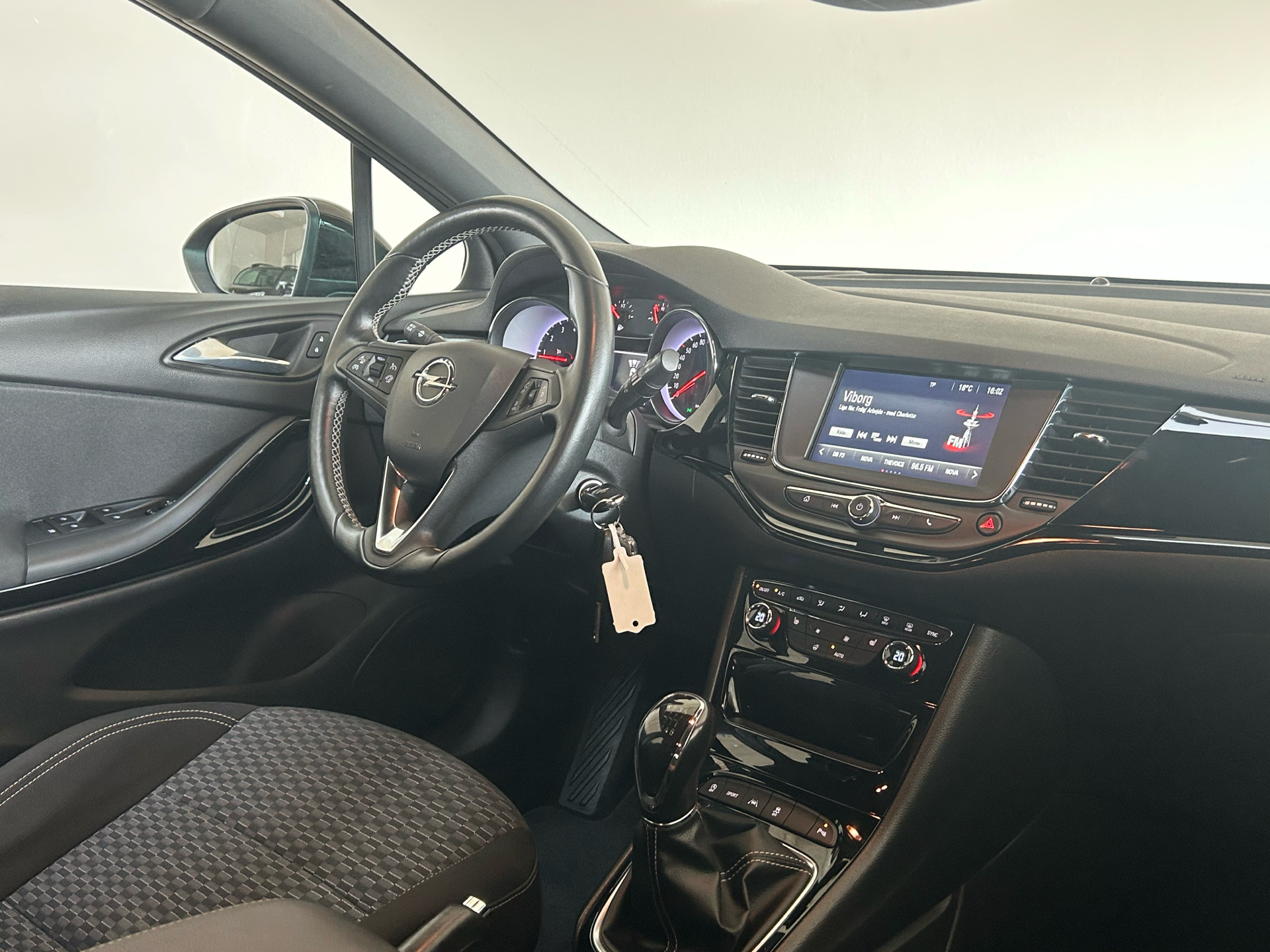 Billede af Opel Astra 1,4 Turbo Dynamic 150HK 5d