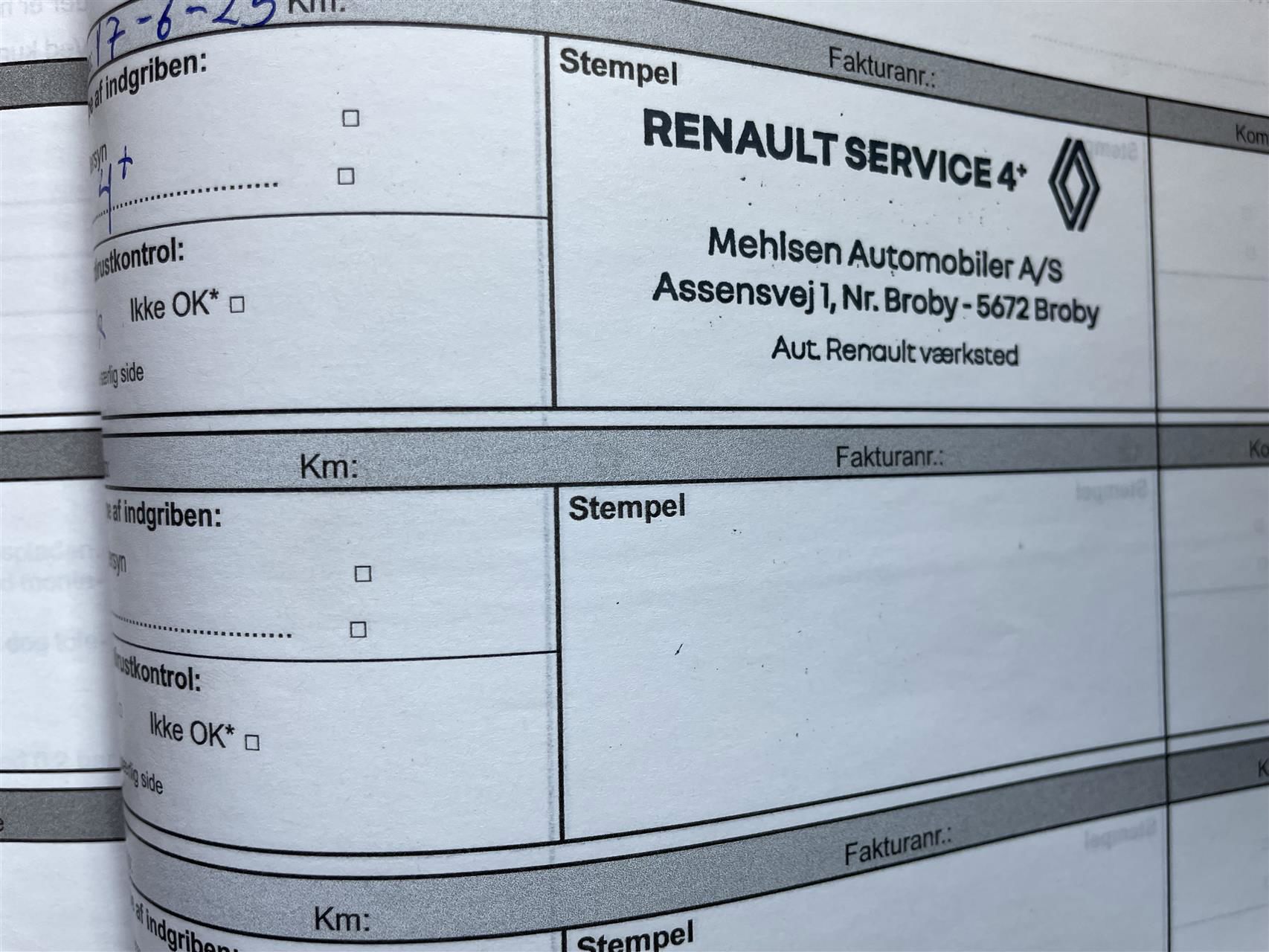 Billede af Renault Captur 1,6 E-TECH  Plugin-hybrid Intens 160HK 5d Aut.