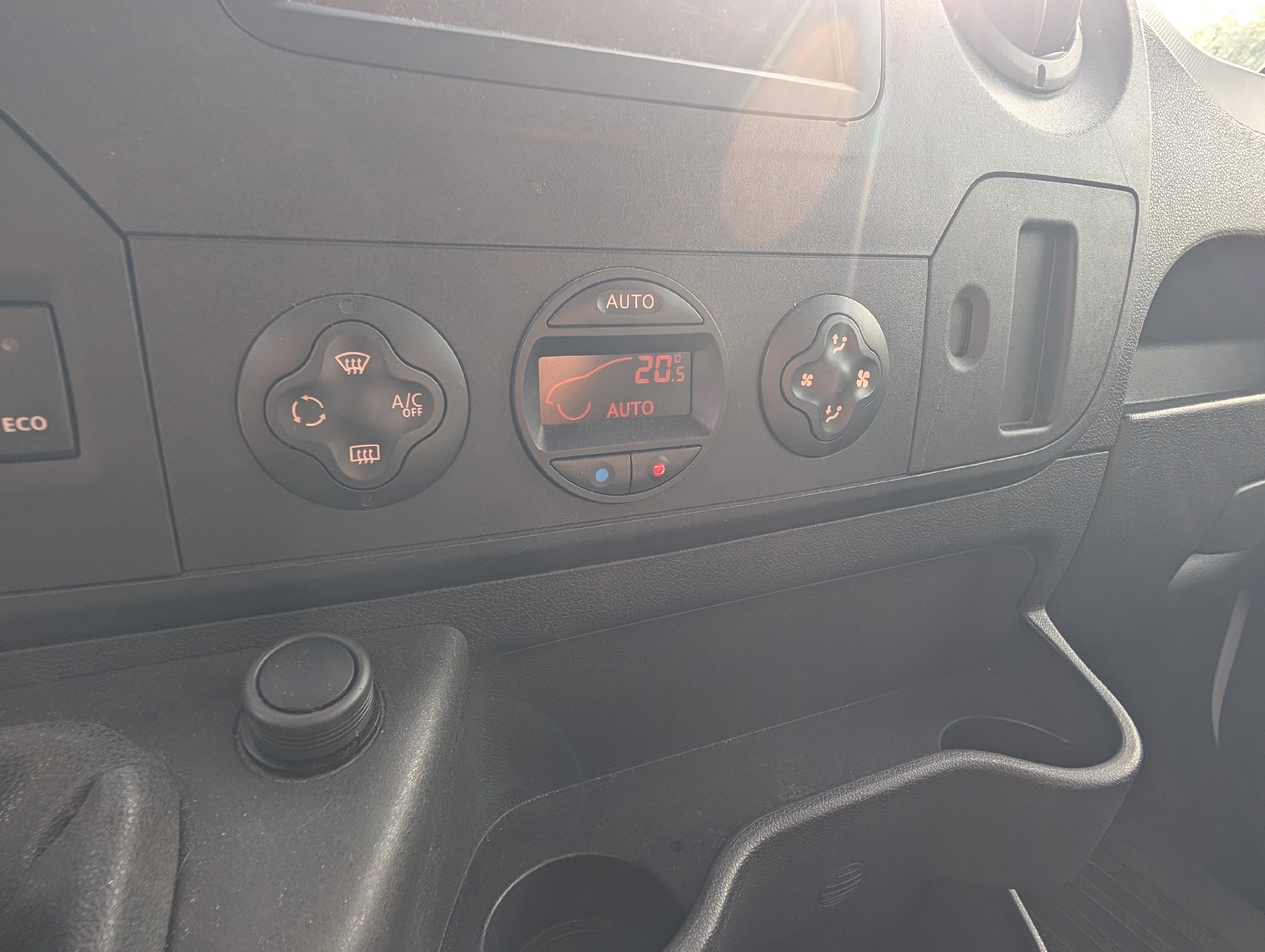 Billede af Renault Master T35 L3H1 2,3 DCI start/stop 170HK Ladv./Chas. 6g
