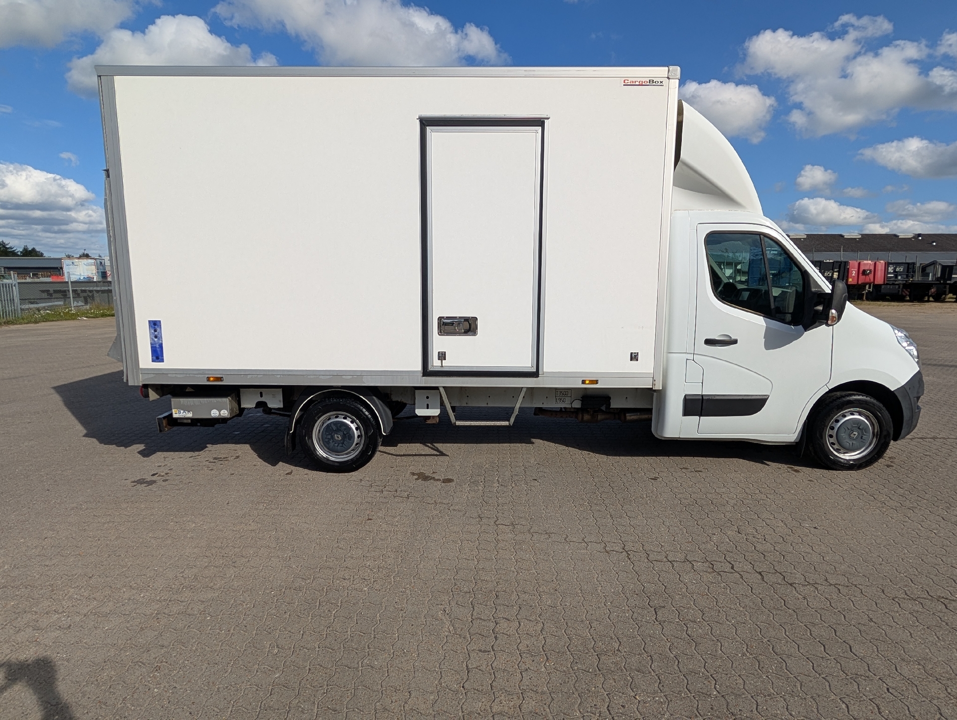 Billede af Renault Master T35 L3H1 2,3 DCI start/stop 170HK Ladv./Chas. 6g