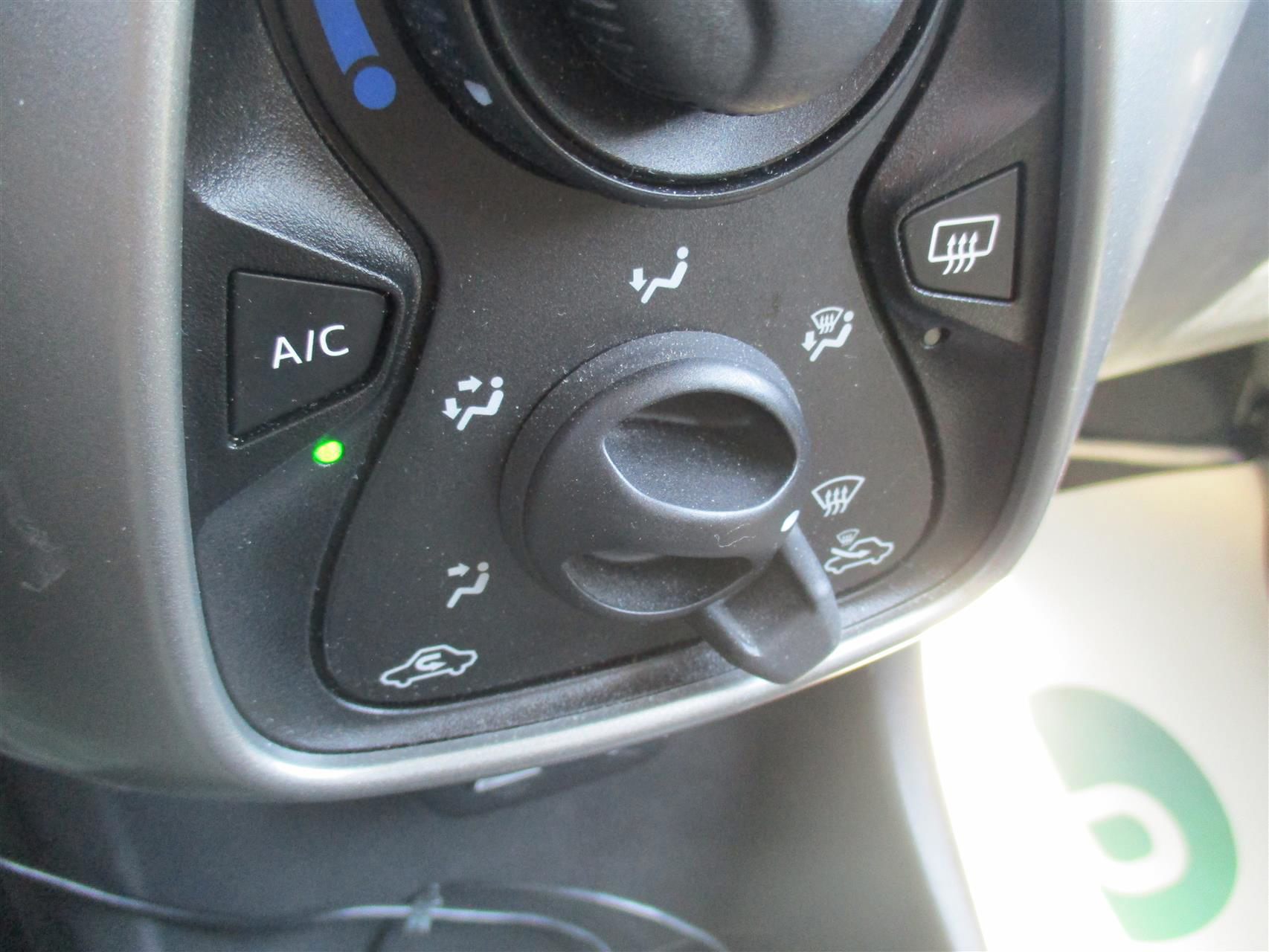 Billede af Toyota Aygo 1,0 VVT-I X-Play + Plus pakke 69HK 5d