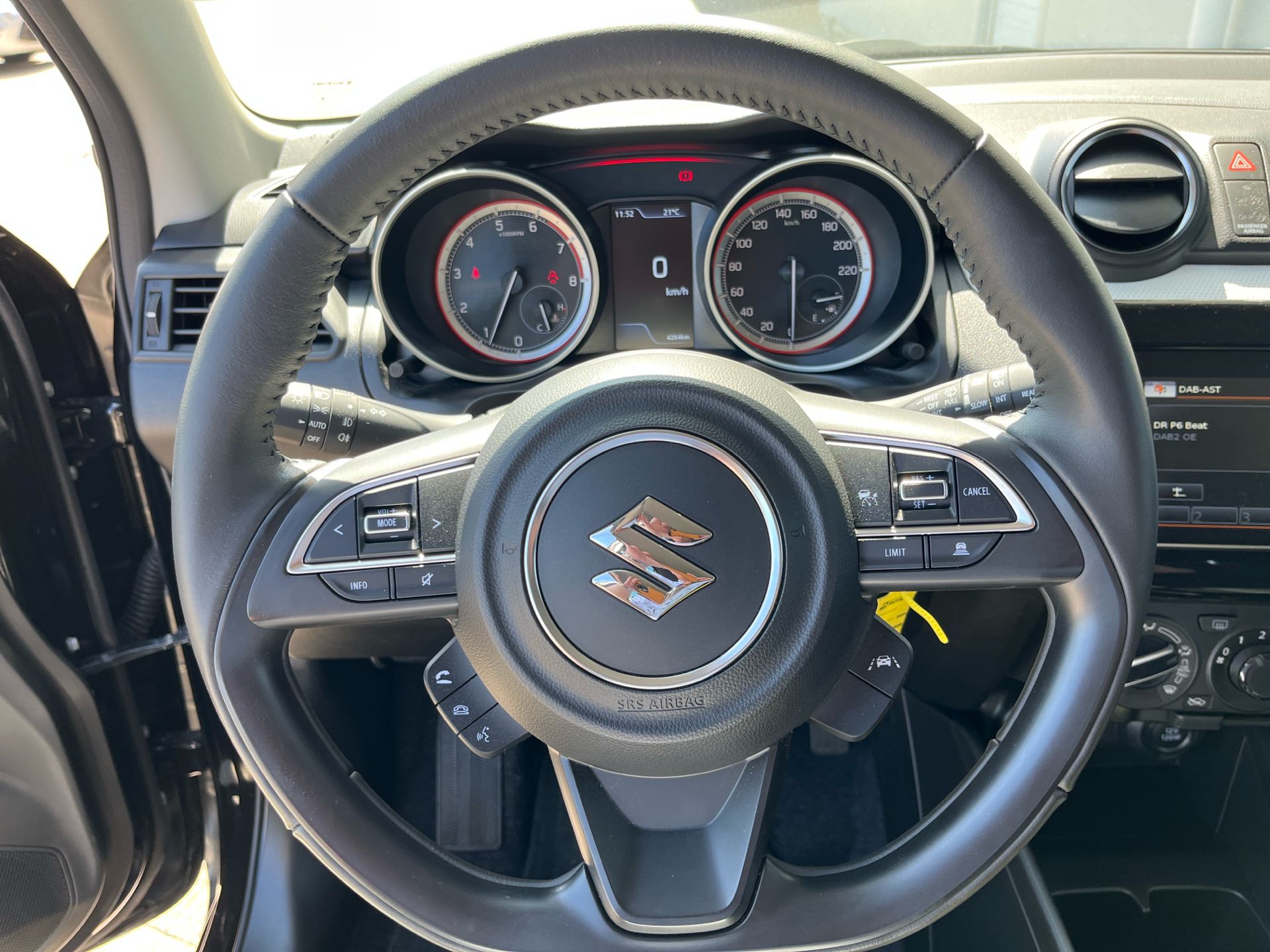 Billede af Suzuki Swift 1,2 Dualjet  Mild hybrid Action AEB 83HK 5d