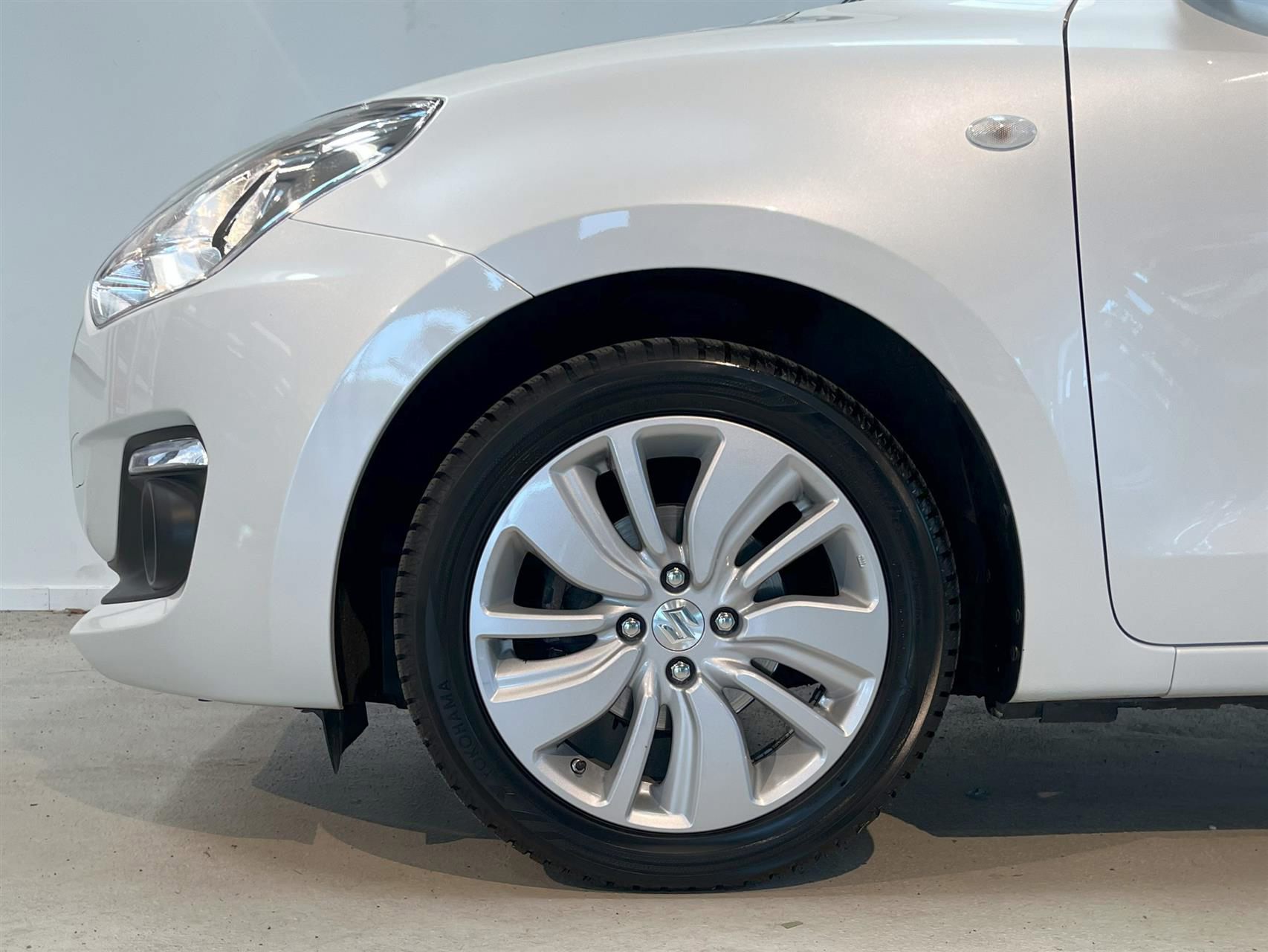 Billede af Suzuki Swift 1,2 Dualjet Action AEB 90HK 5d
