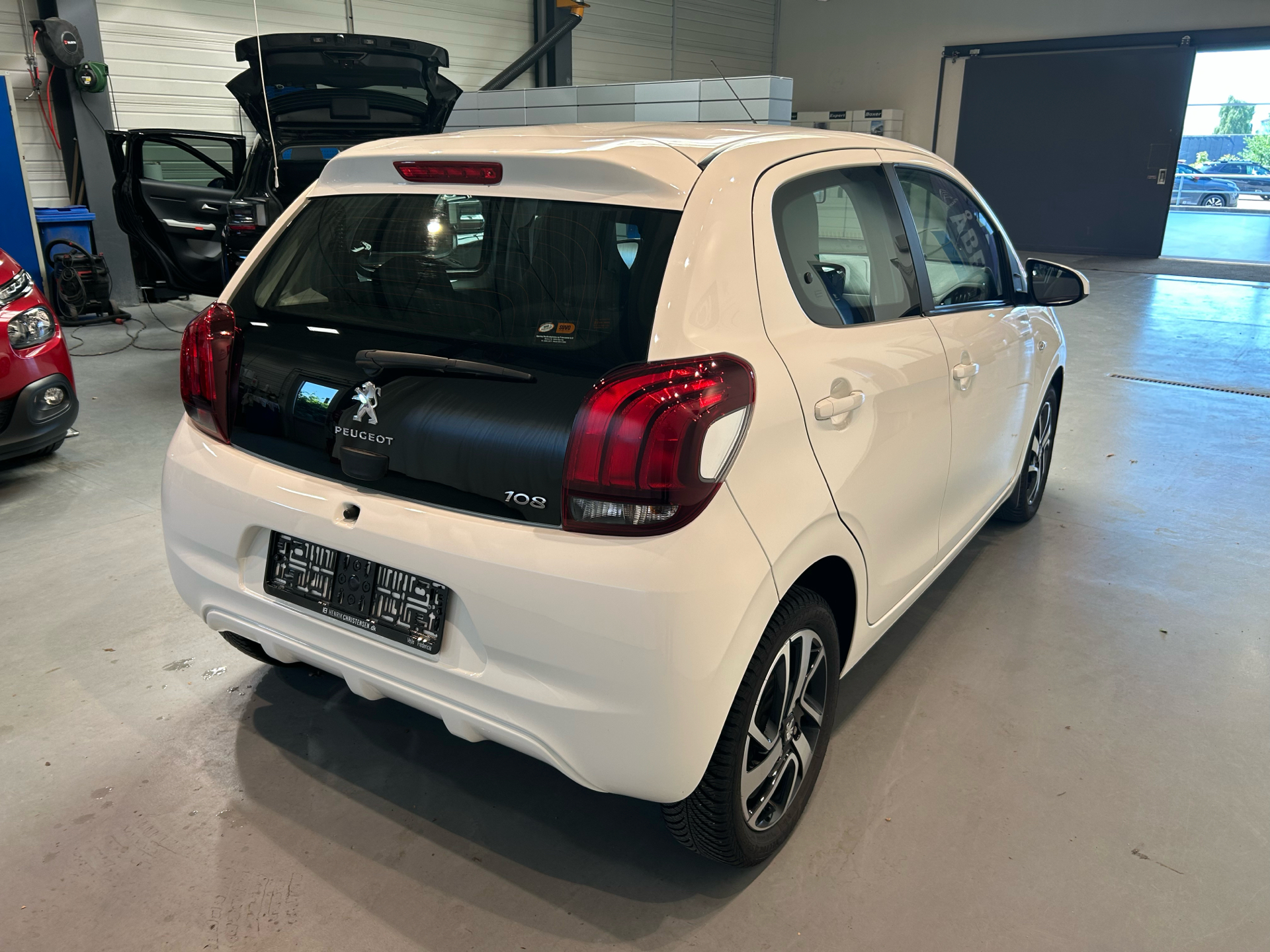 Billede af Peugeot 108 1,0 e-Vti Evolution 72HK 5d