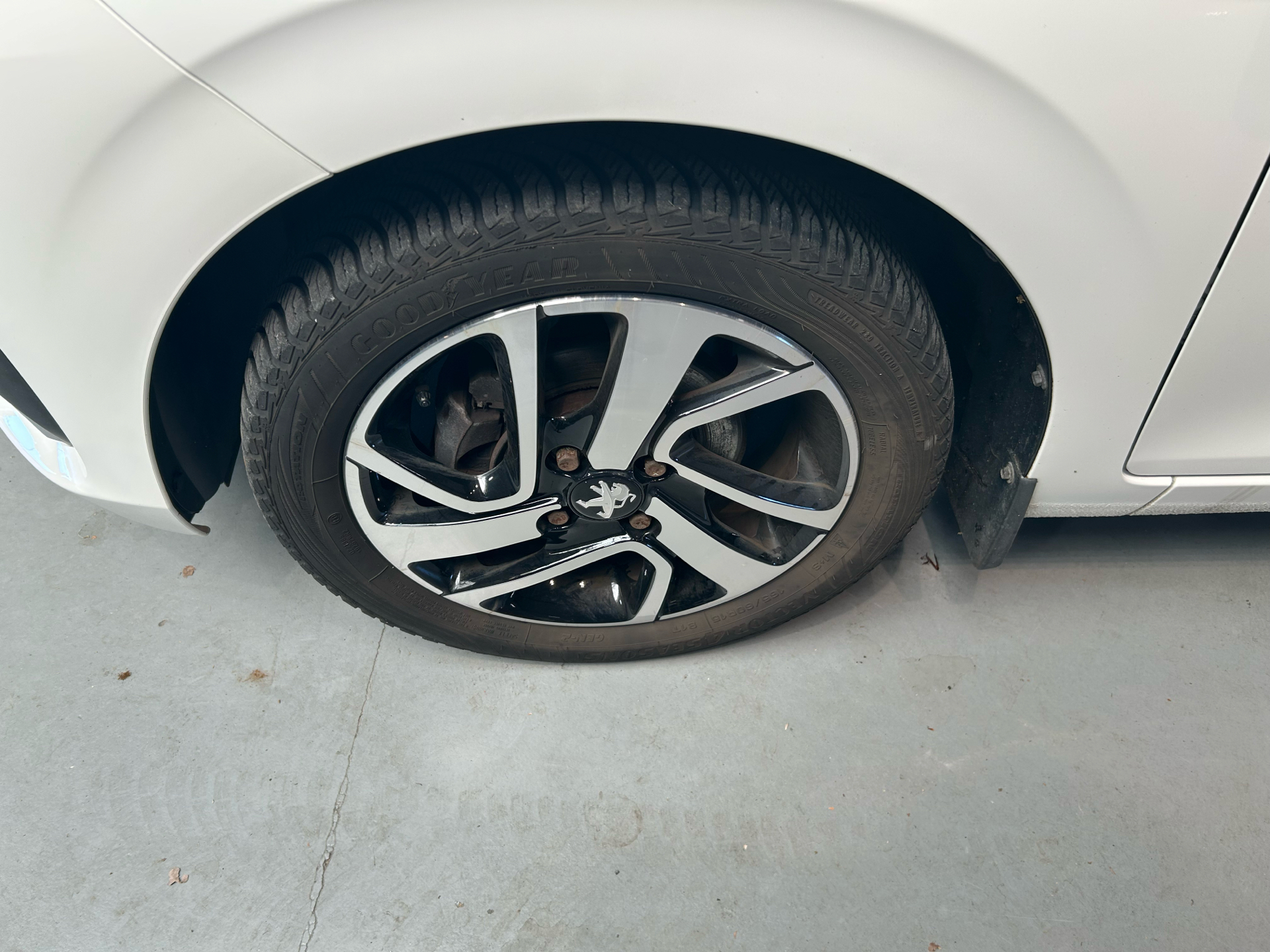 Billede af Peugeot 108 1,0 e-Vti Evolution 72HK 5d
