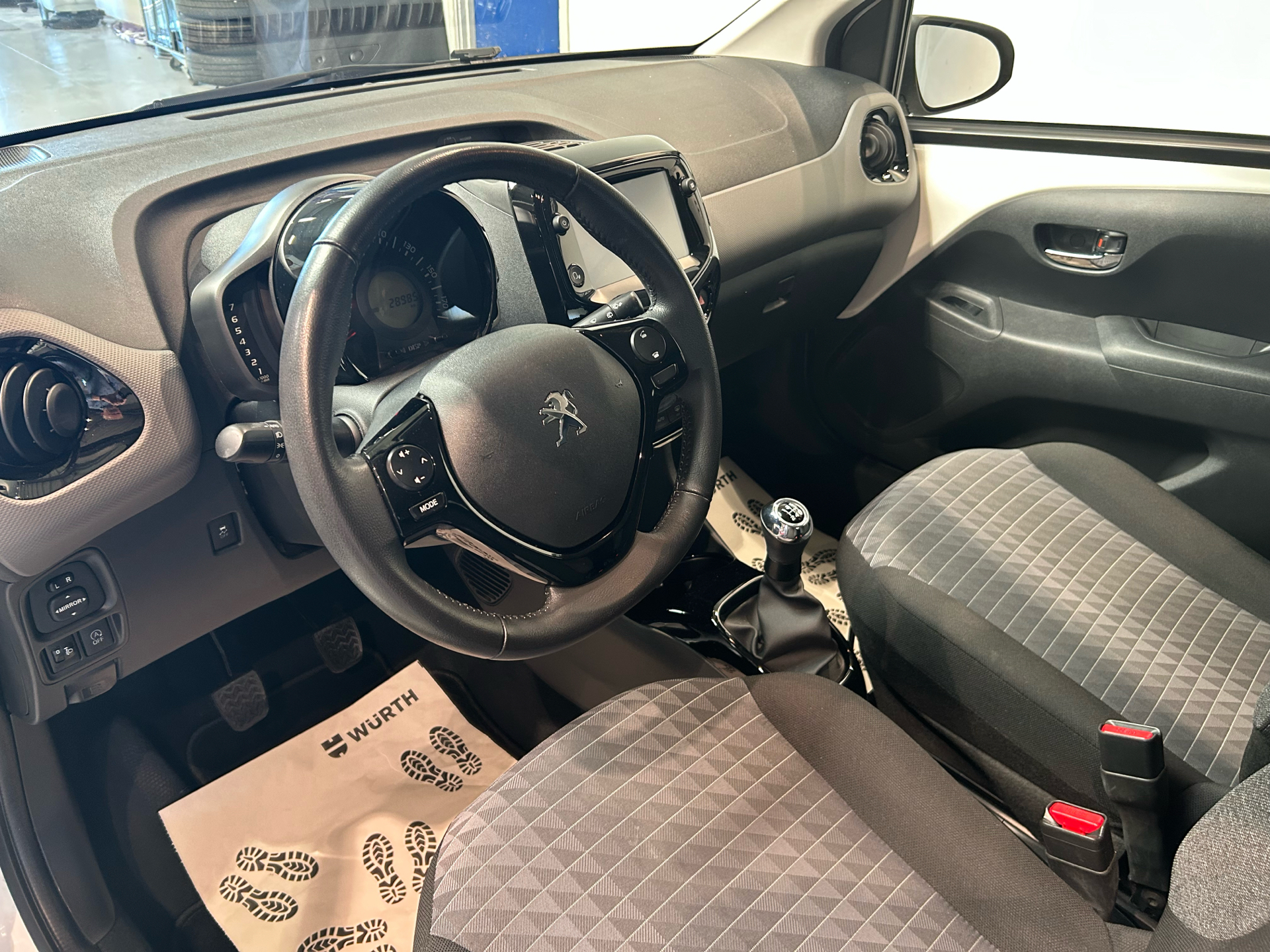 Billede af Peugeot 108 1,0 e-Vti Evolution 72HK 5d