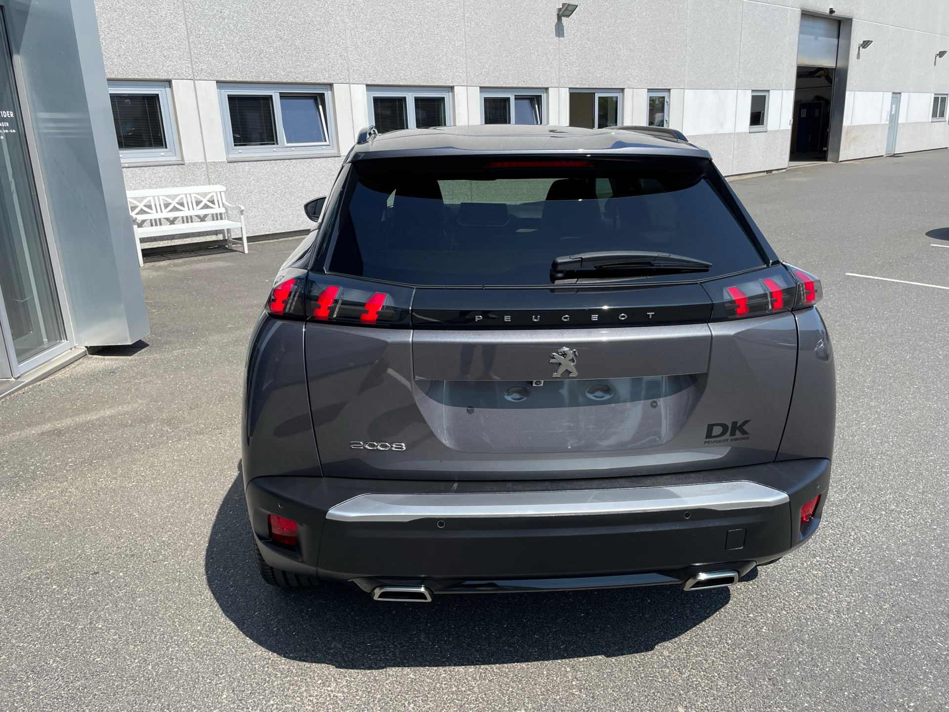 Billede af Peugeot 2008 1,2 PureTech Edition 210+ EAT8 130HK 5d 8g Aut.