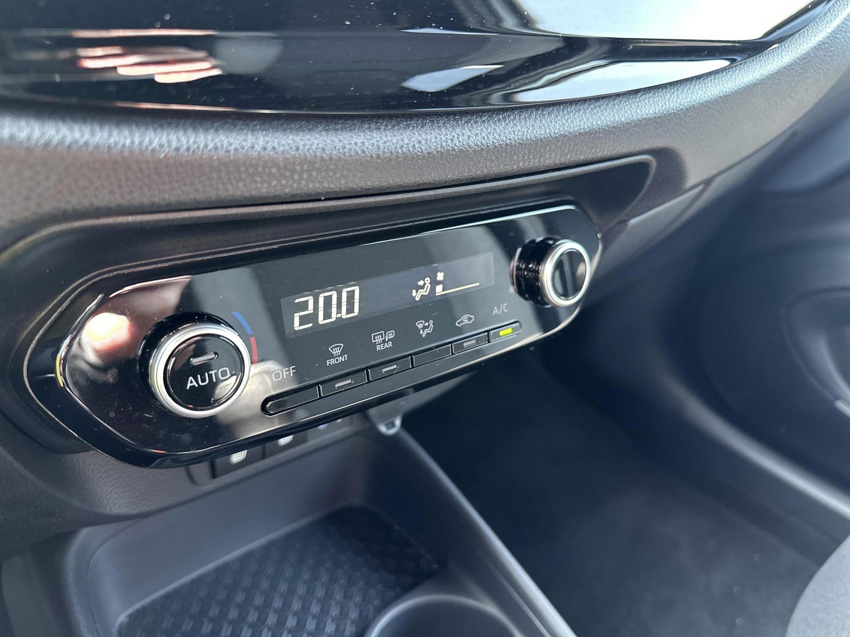 Billede af Toyota Aygo X 1,0 VVT-I Active 72HK 5d