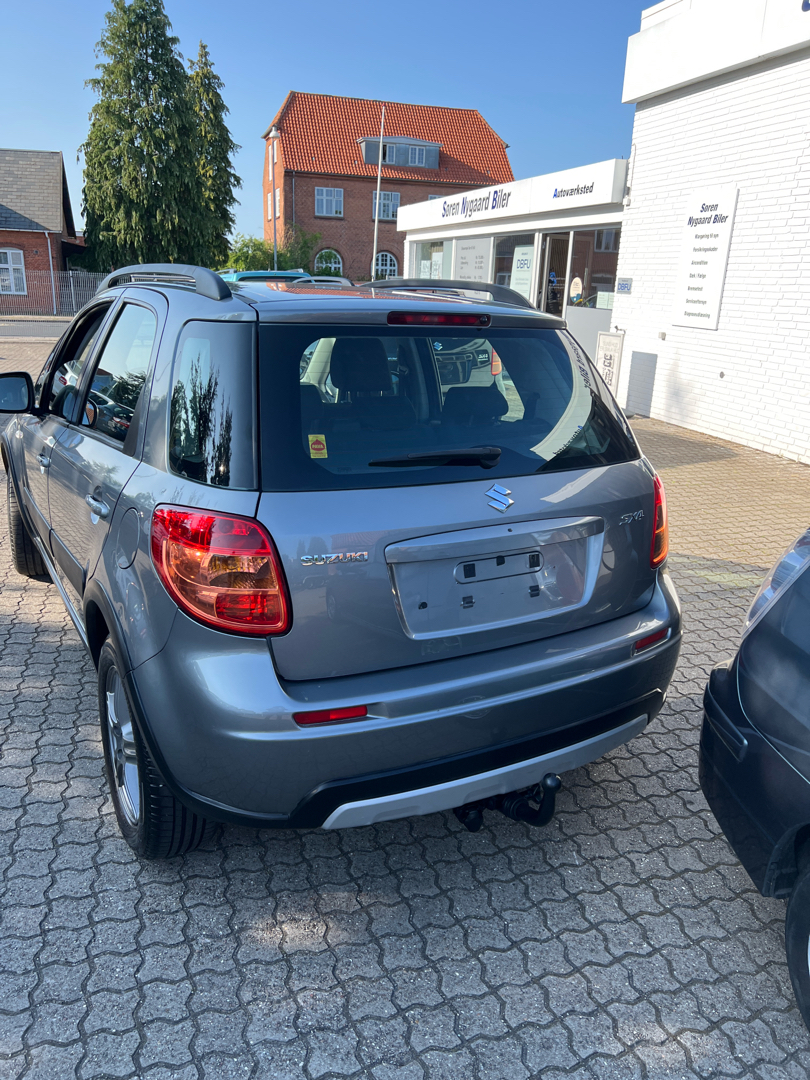 Billede af Suzuki SX4 1,6 16V GLX 120HK 5d