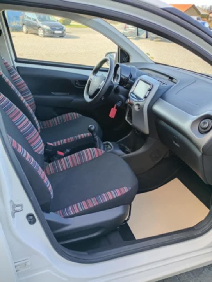 Billede af Citroën C1 1,2 PureTech Funky 82HK 5d