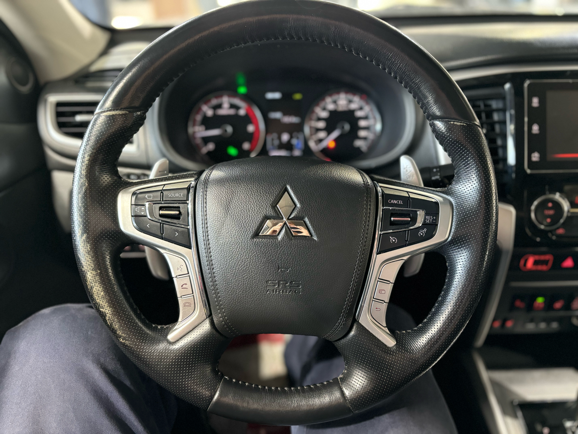 Billede af Mitsubishi L200 Dob. Cab 2,2 DI-D Instyle 4WD 150HK DobKab 6g Aut.