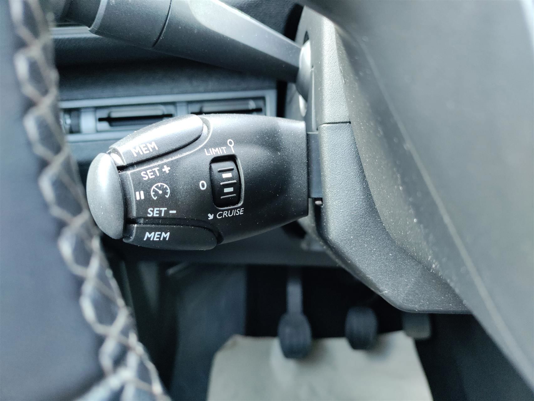 Billede af Peugeot 3008 1,2 e-THP Strike 130HK 5d 6g