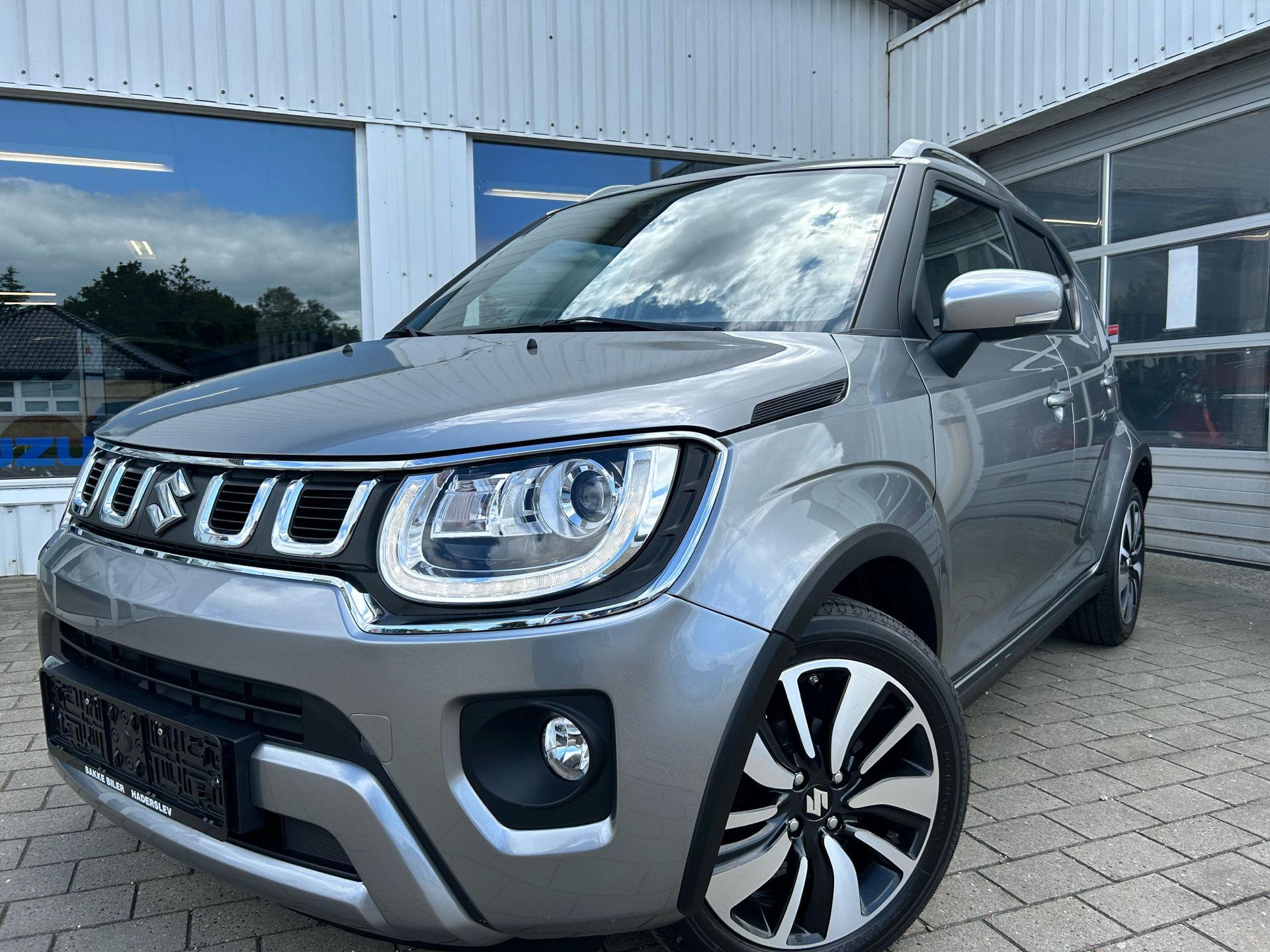 Billede af Suzuki Ignis 1,2 Dualjet  Mild hybrid Adventure Hybrid CVT 83HK 5d Aut.