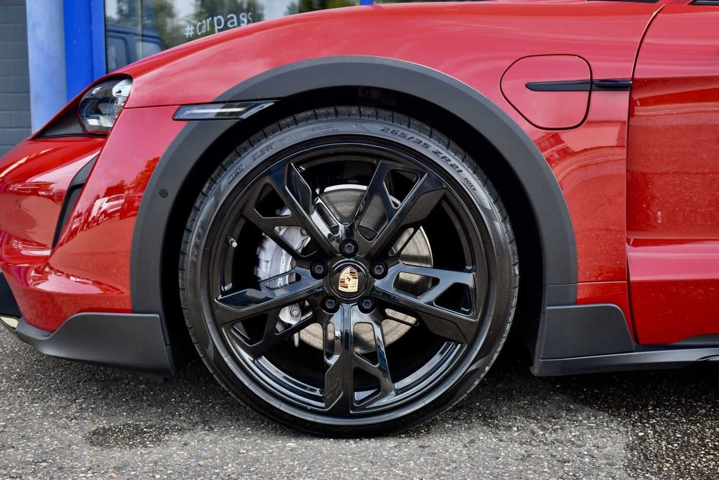 Billede af Porsche Taycan 4 Cross Turismo EL 4x4 476HK Stc Aut.