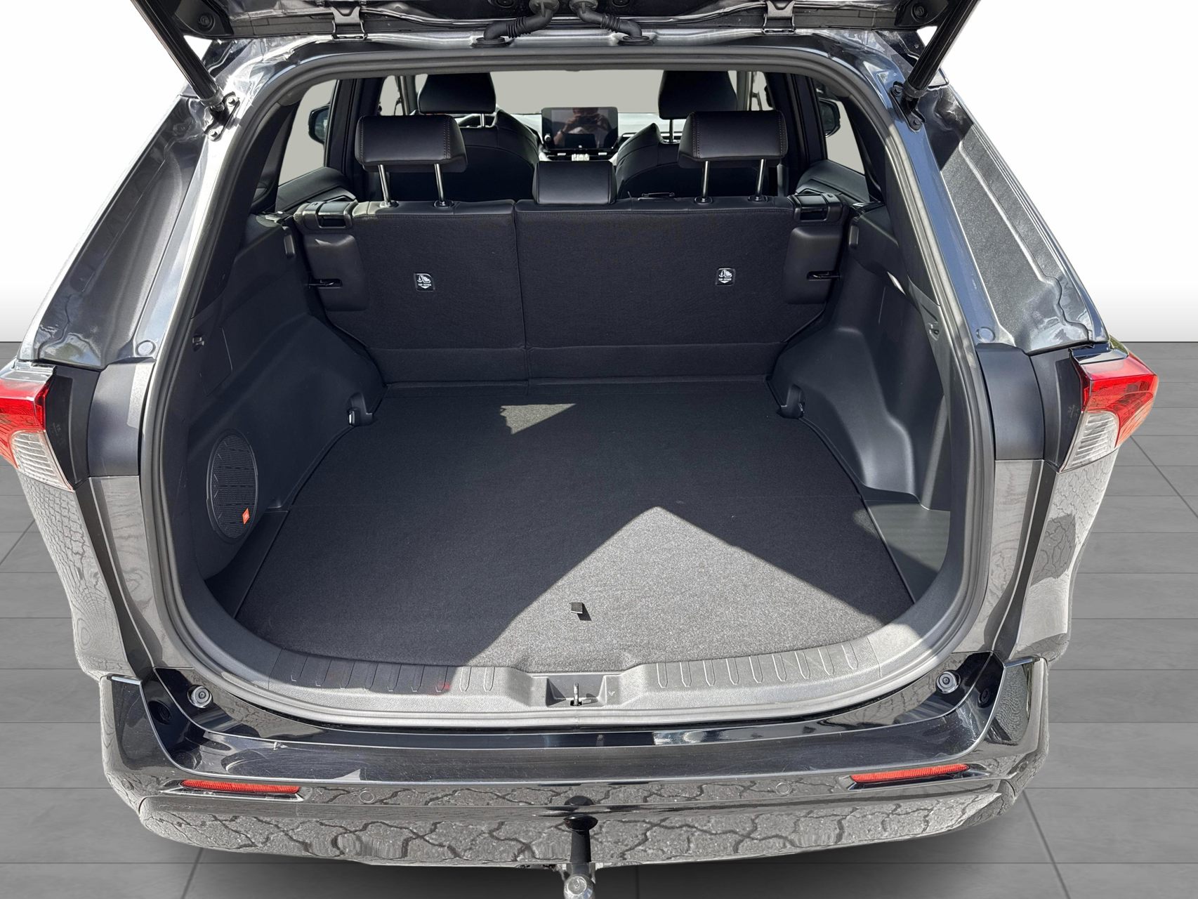 Billede af Toyota RAV4 Plug-in 2,5 Plugin-hybrid Style AWD 306HK 5d 6g Aut.