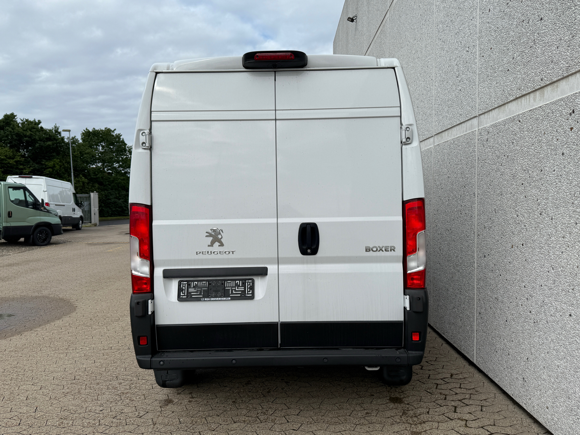 Billede af Peugeot Boxer 435 L3H2 2,2 BlueHDi Premium 165HK Van 6g