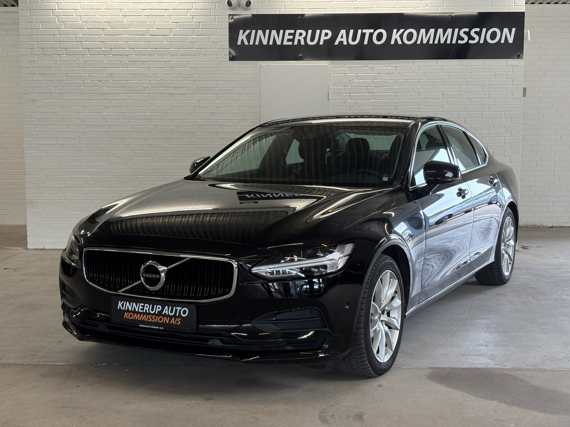 Billede af Volvo S90 2,0 T4 Momentum 190HK 8g Aut.